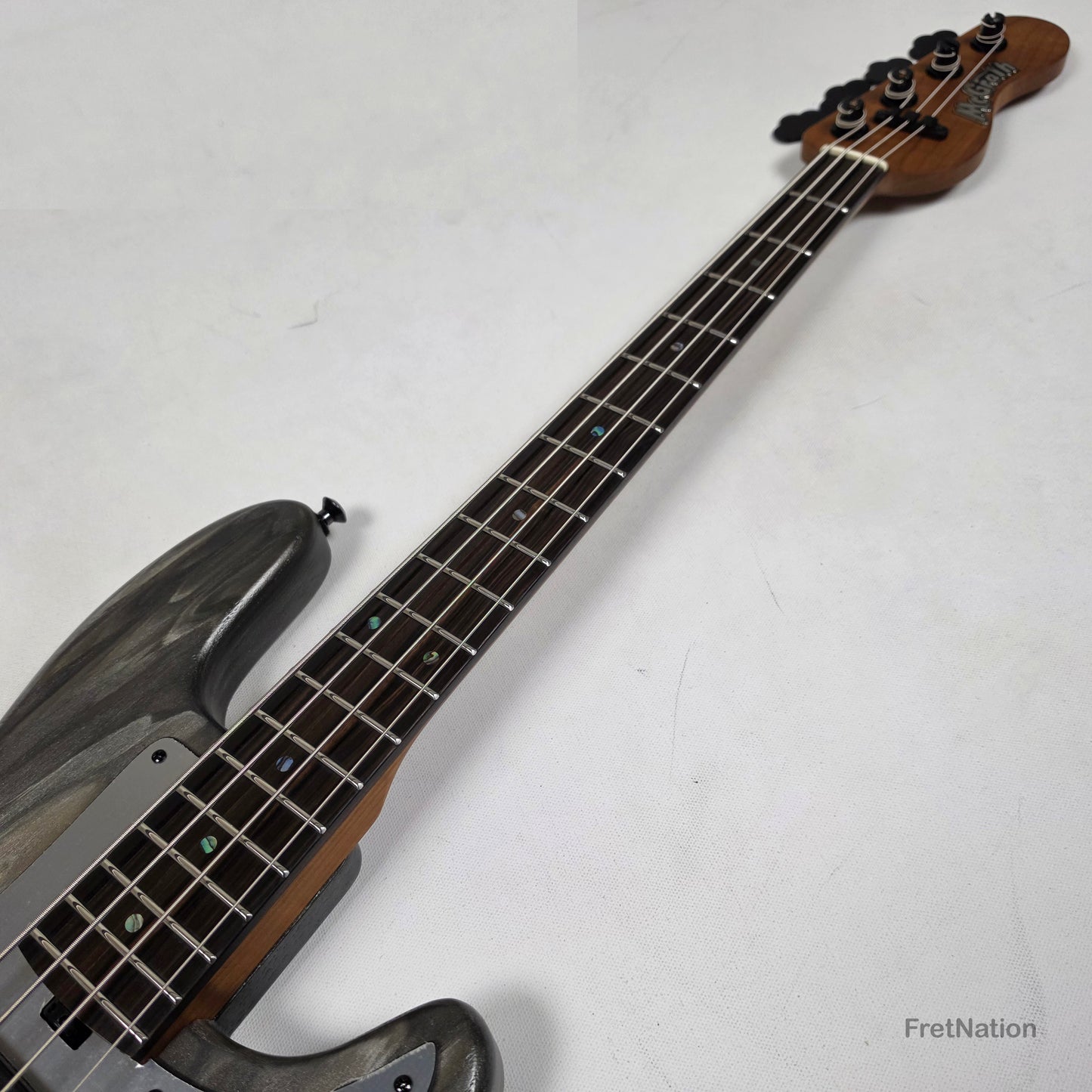 McGrath Thumper Short Scale 4-String Bass Nordstrand Passive - Damascus 8.96lbs