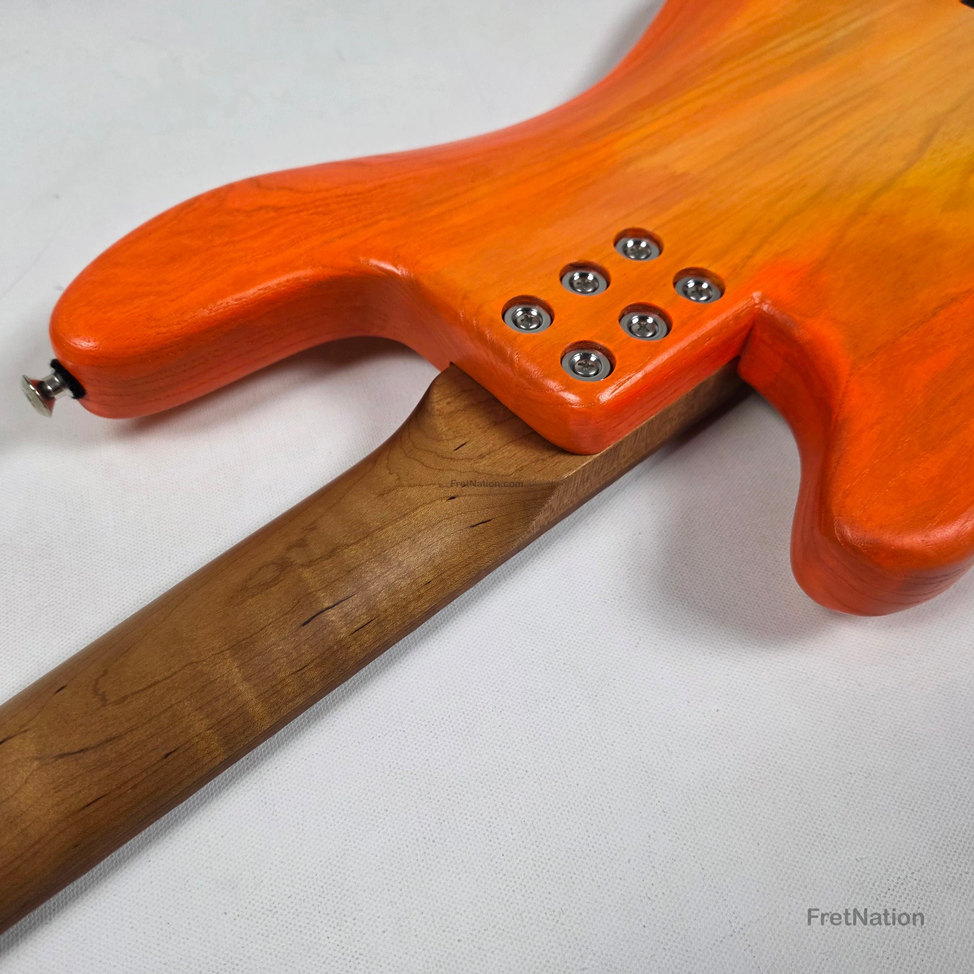 McGrath Guitars McGrath Thunderhorse IV 4-String Bass EMG - Creamsicle 8.32lbs