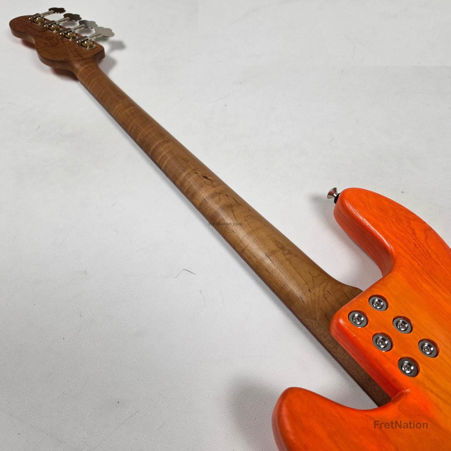 McGrath Guitars McGrath Thunderhorse IV 4-String Bass EMG - Creamsicle 8.32lbs