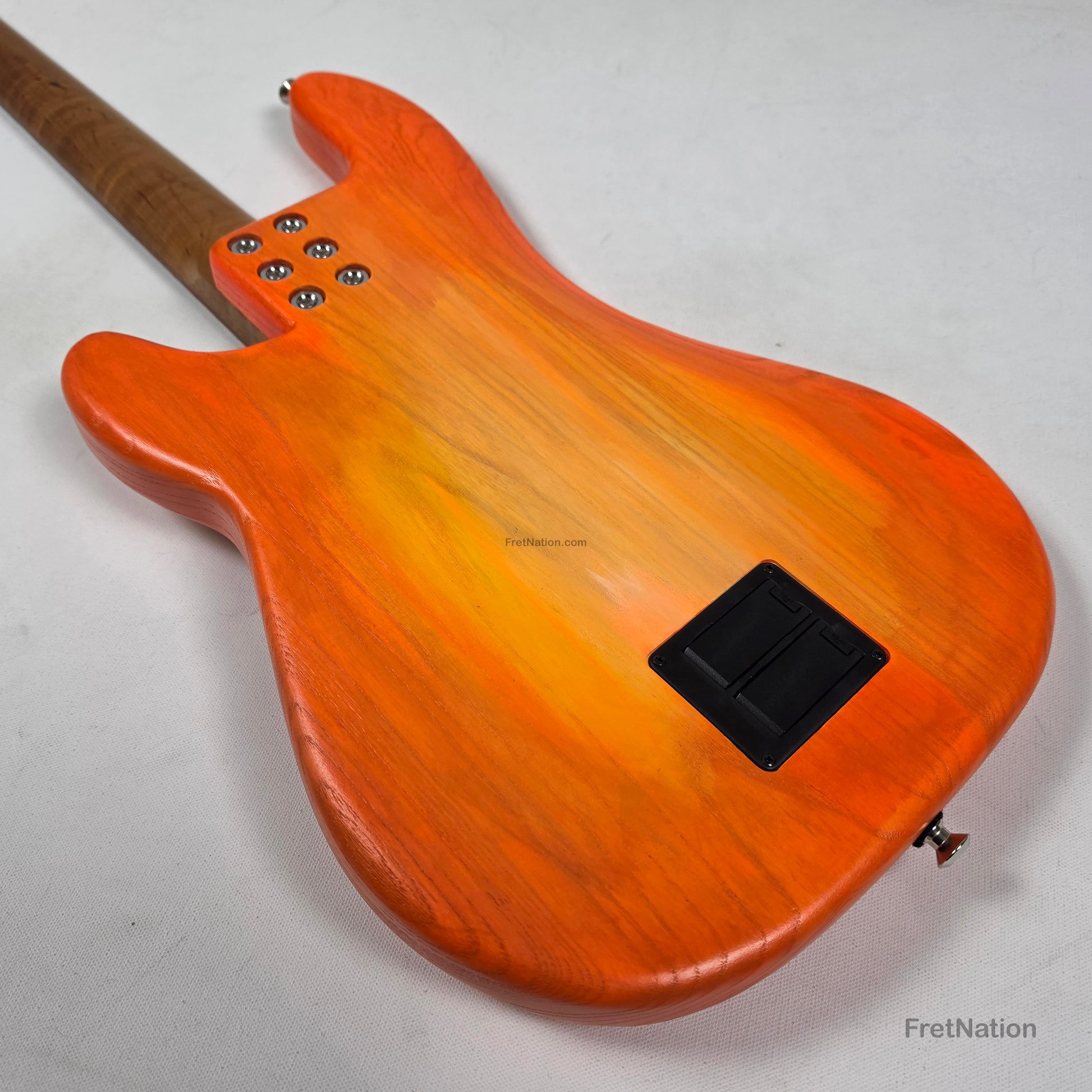 McGrath Guitars McGrath Thunderhorse IV 4-String Bass EMG - Creamsicle 8.32lbs