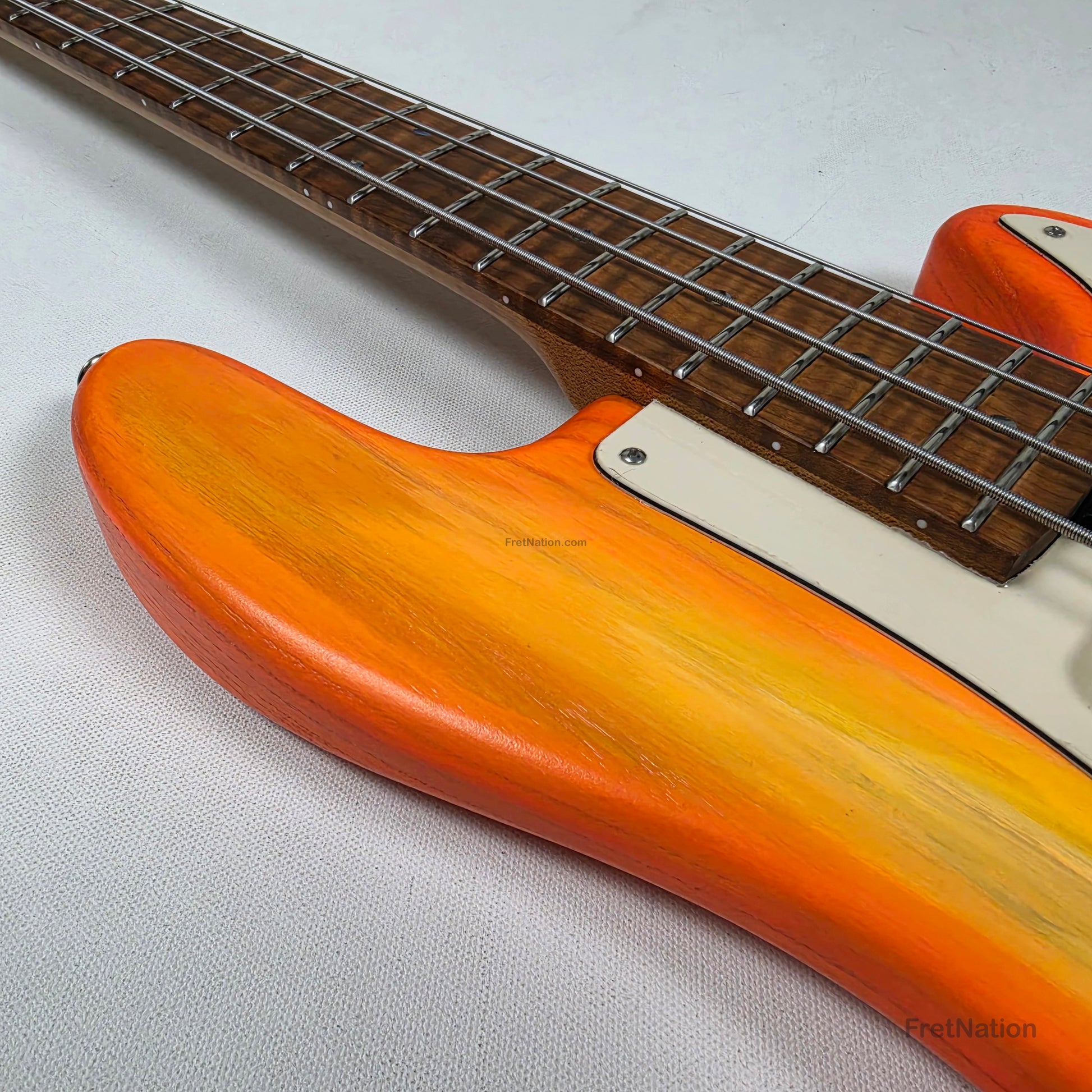 McGrath Guitars McGrath Thunderhorse IV 4-String Bass EMG - Creamsicle 8.32lbs