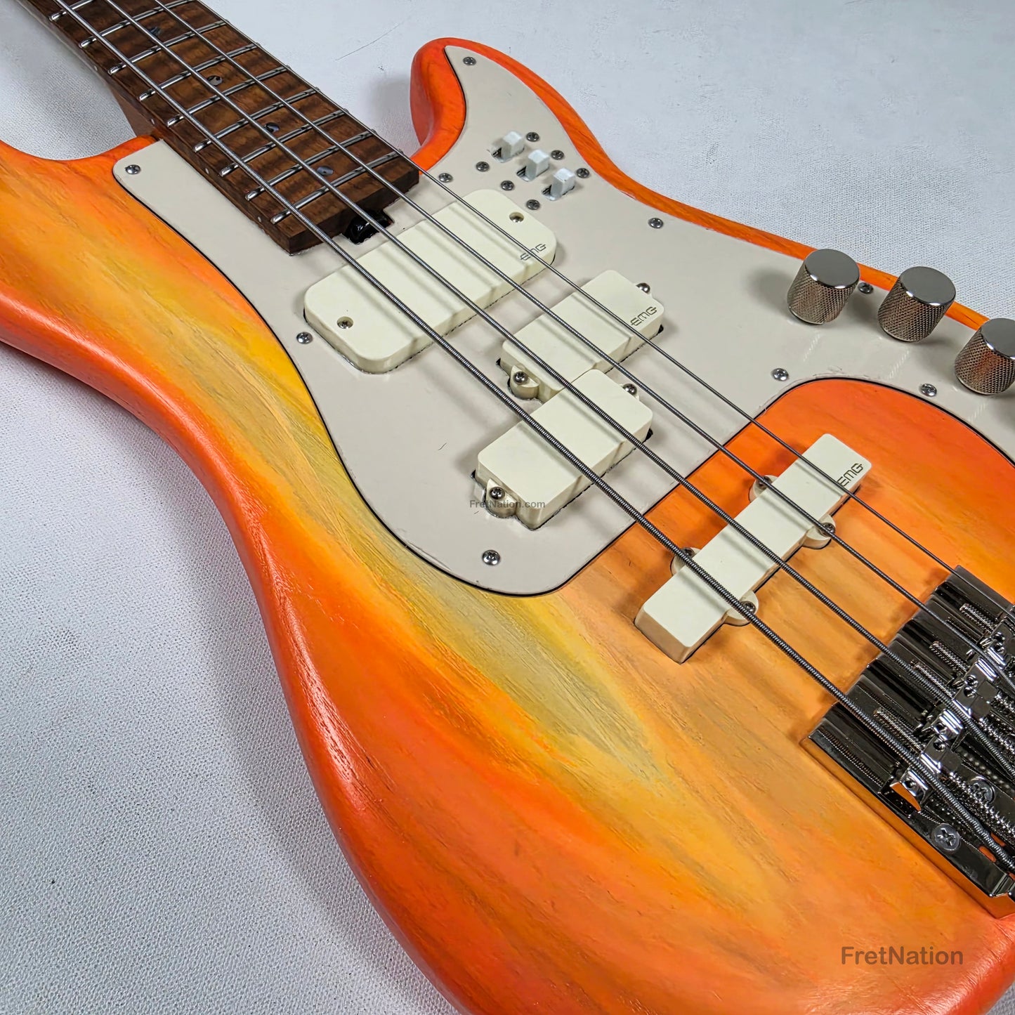 McGrath Guitars McGrath Thunderhorse IV 4-String Bass EMG - Creamsicle 8.32lbs