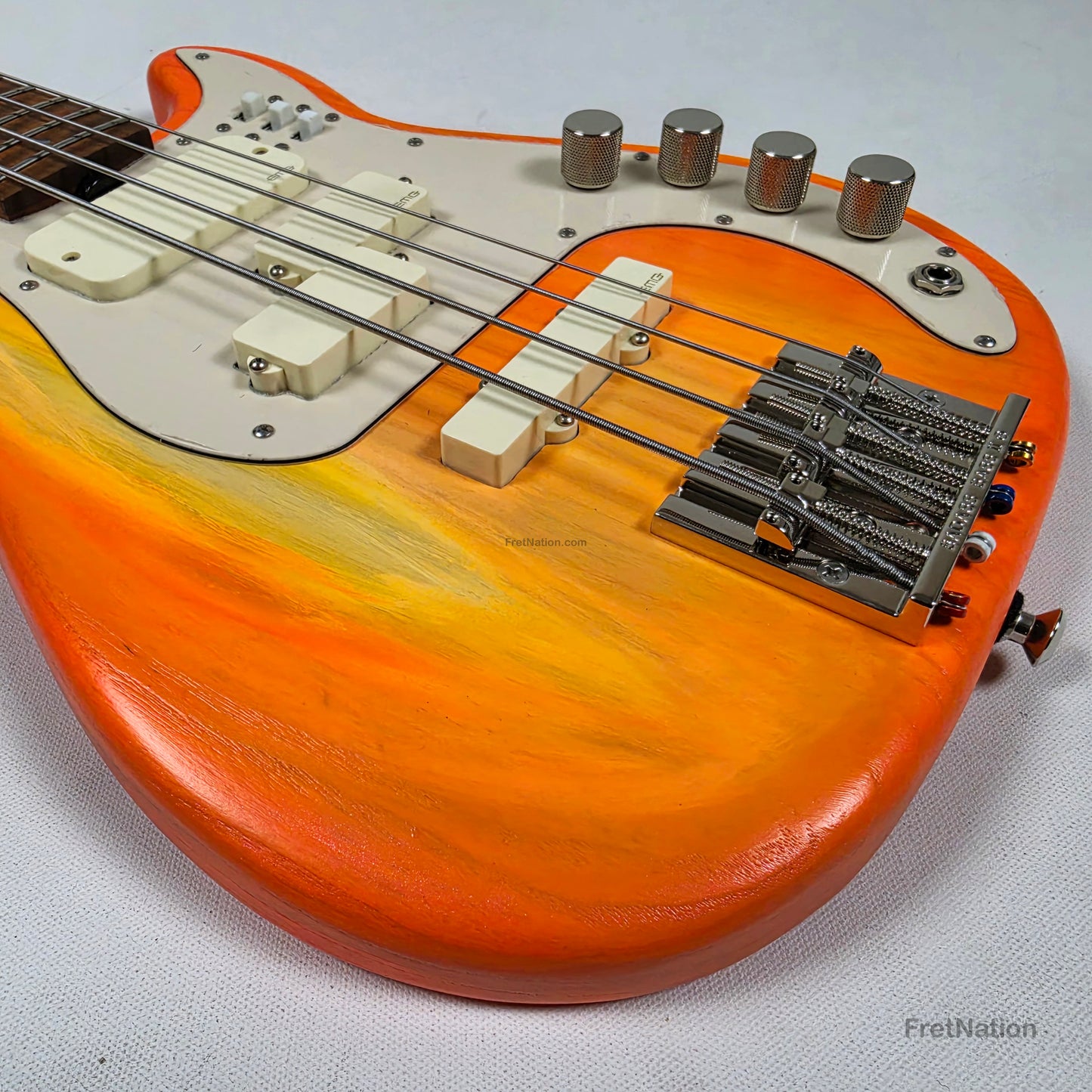 McGrath Guitars McGrath Thunderhorse IV 4-String Bass EMG - Creamsicle 8.32lbs