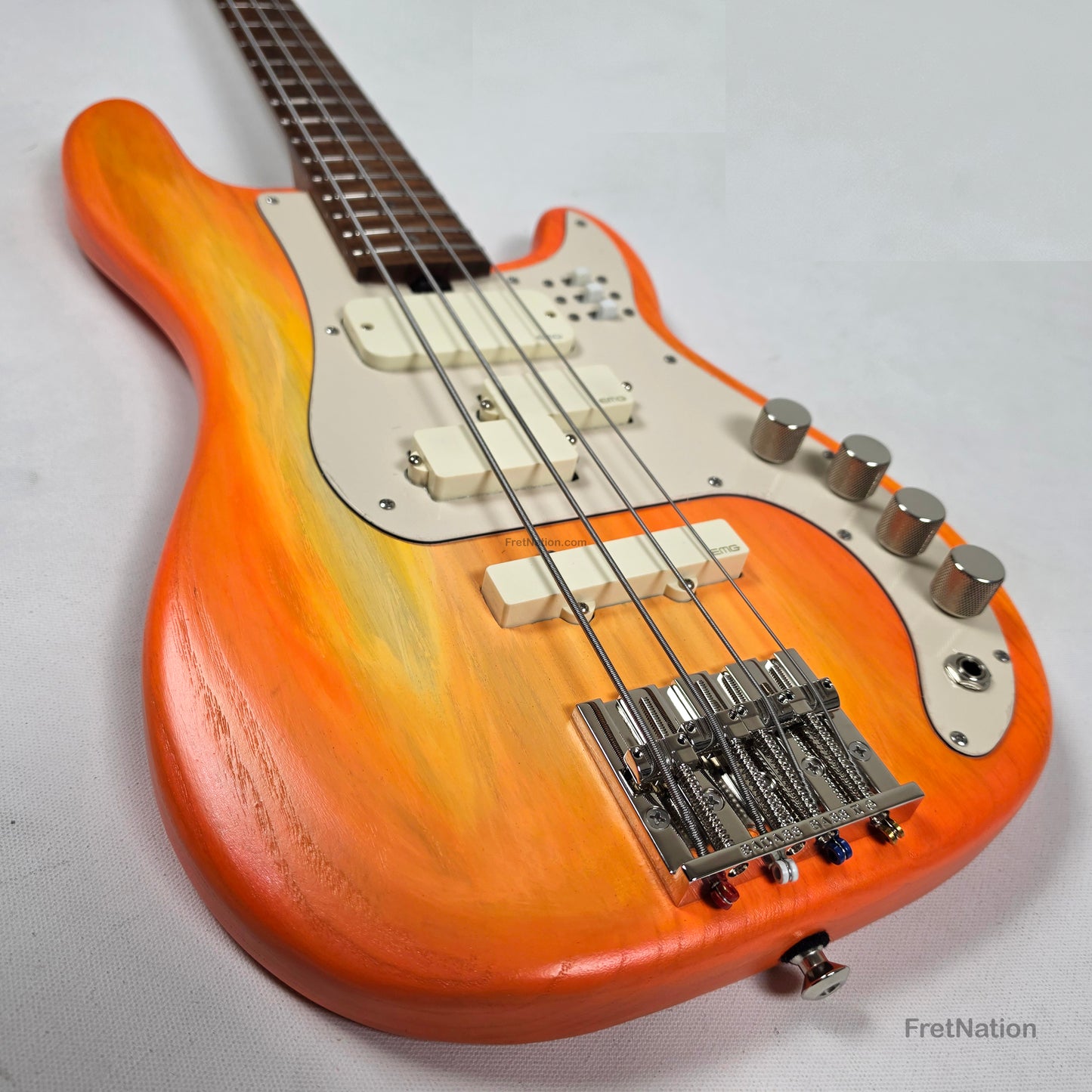 McGrath Guitars McGrath Thunderhorse IV 4-String Bass EMG - Creamsicle 8.32lbs