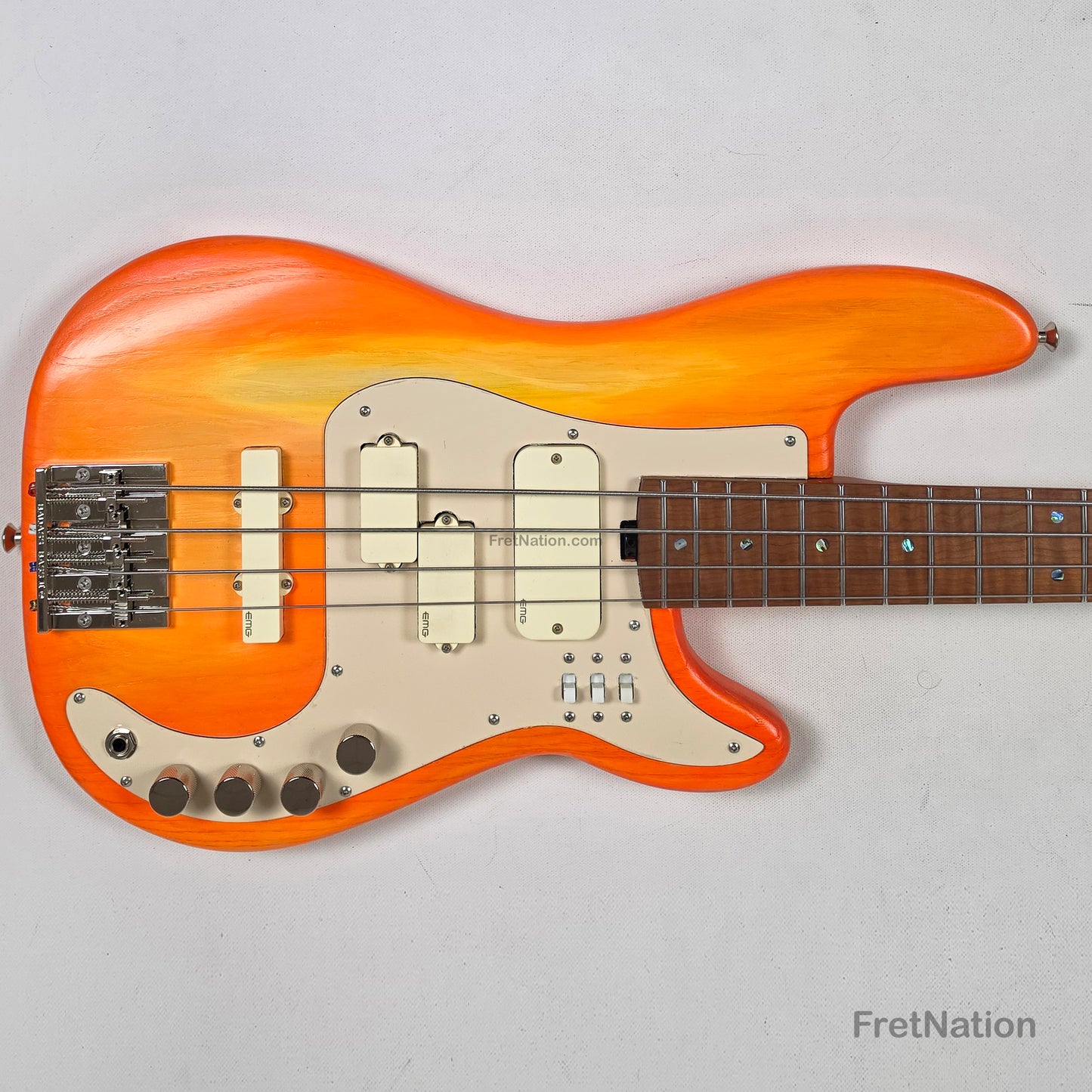 McGrath Guitars McGrath Thunderhorse IV 4-String Bass EMG - Creamsicle 8.32lbs
