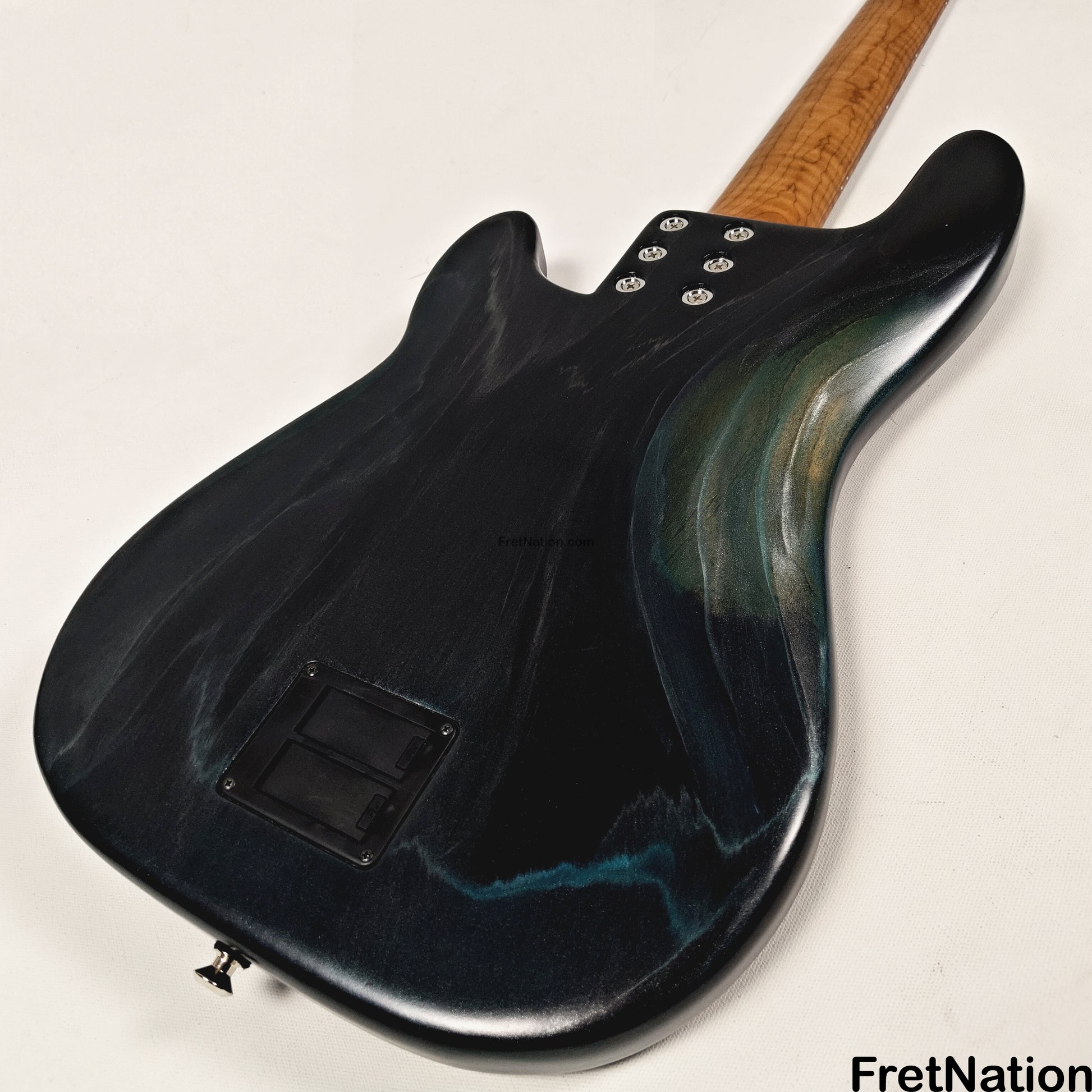 McGrath Guitars McGrath Thunderhorse V 5-String Bass EMG HZ - Black Sands 9.56lbs