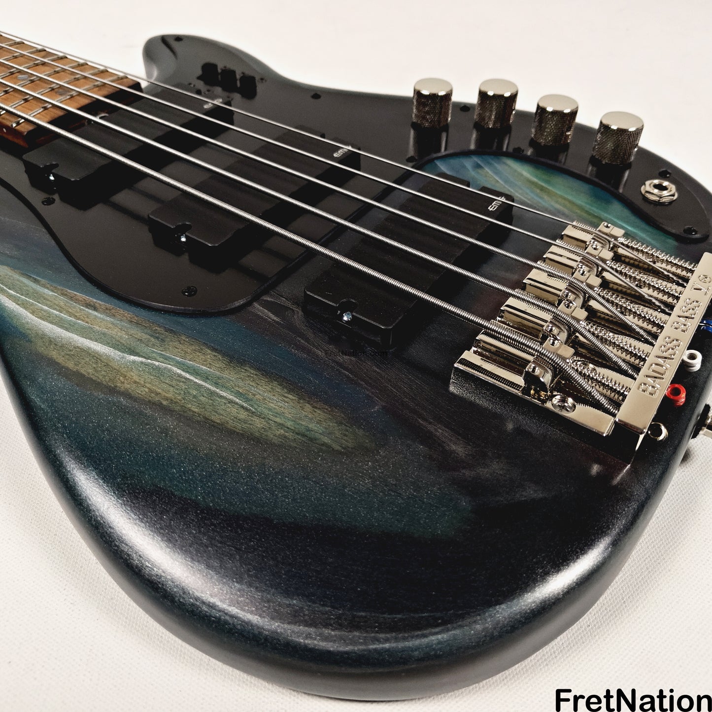 McGrath Guitars McGrath Thunderhorse V 5-String Bass EMG HZ - Black Sands 9.56lbs