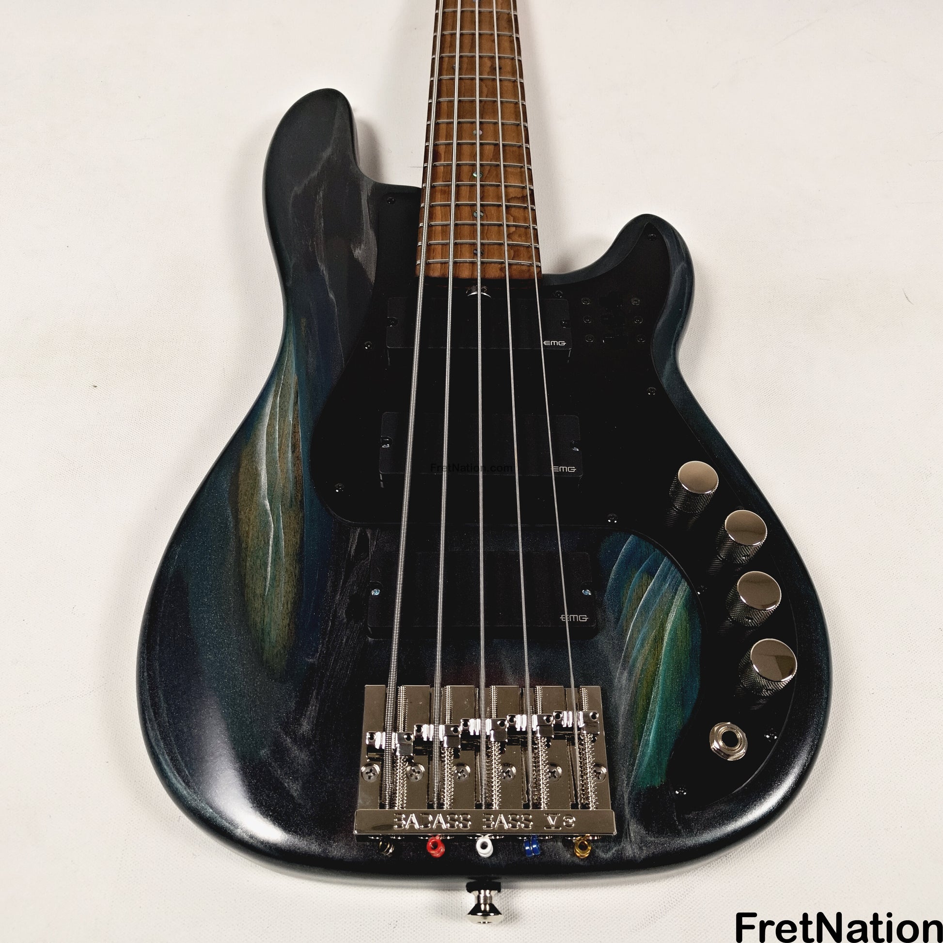 McGrath Guitars McGrath Thunderhorse V 5-String Bass EMG HZ - Black Sands 9.56lbs