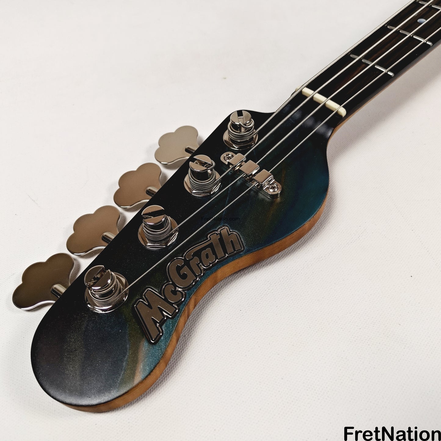 McGrath Guitars McGrath Thunderhorse IV 4-String Lefty Bass DiMarzio Relentless - Black Sands 8.76lbs