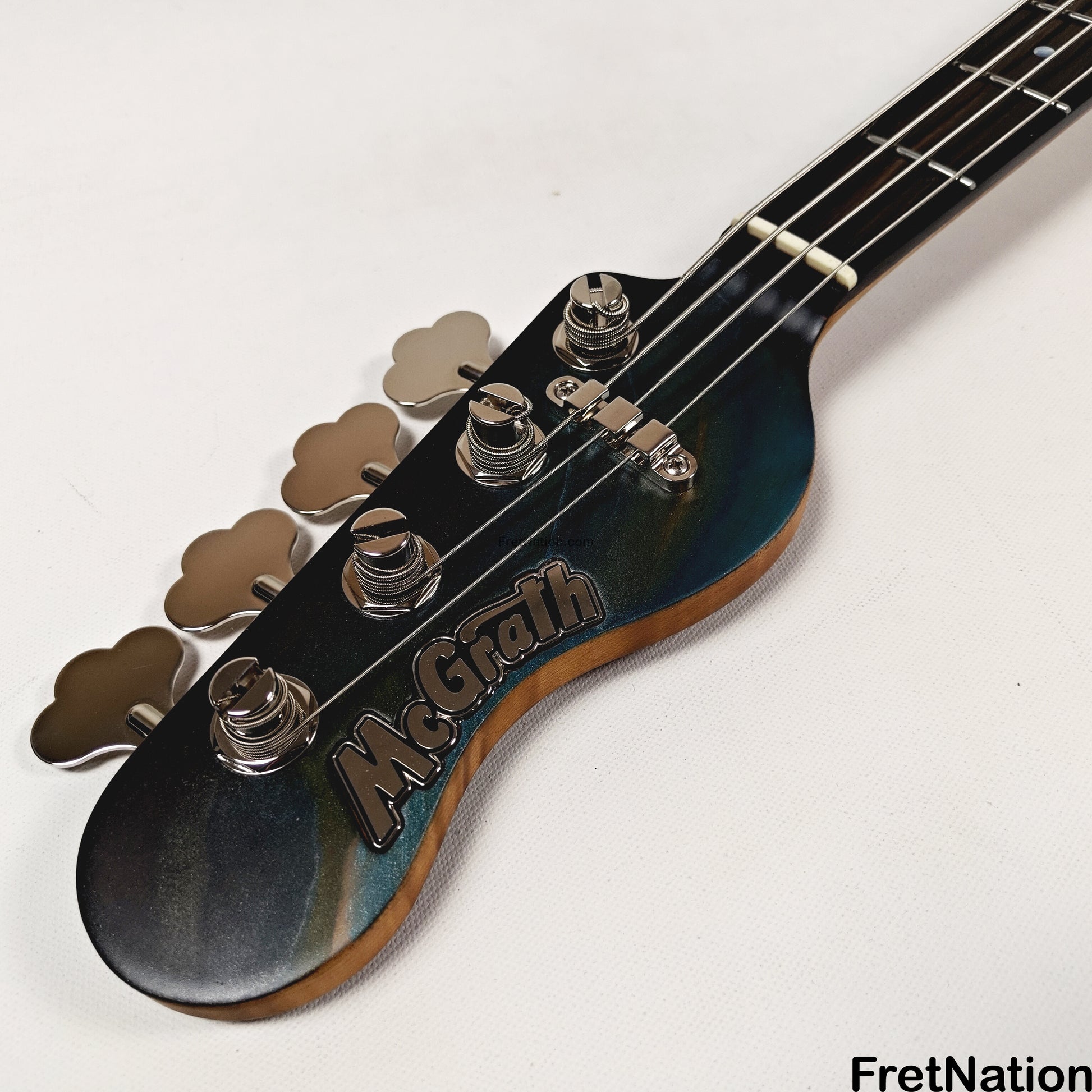 McGrath Guitars McGrath Thunderhorse IV 4-String Lefty Bass DiMarzio Relentless - Black Sands 8.76lbs