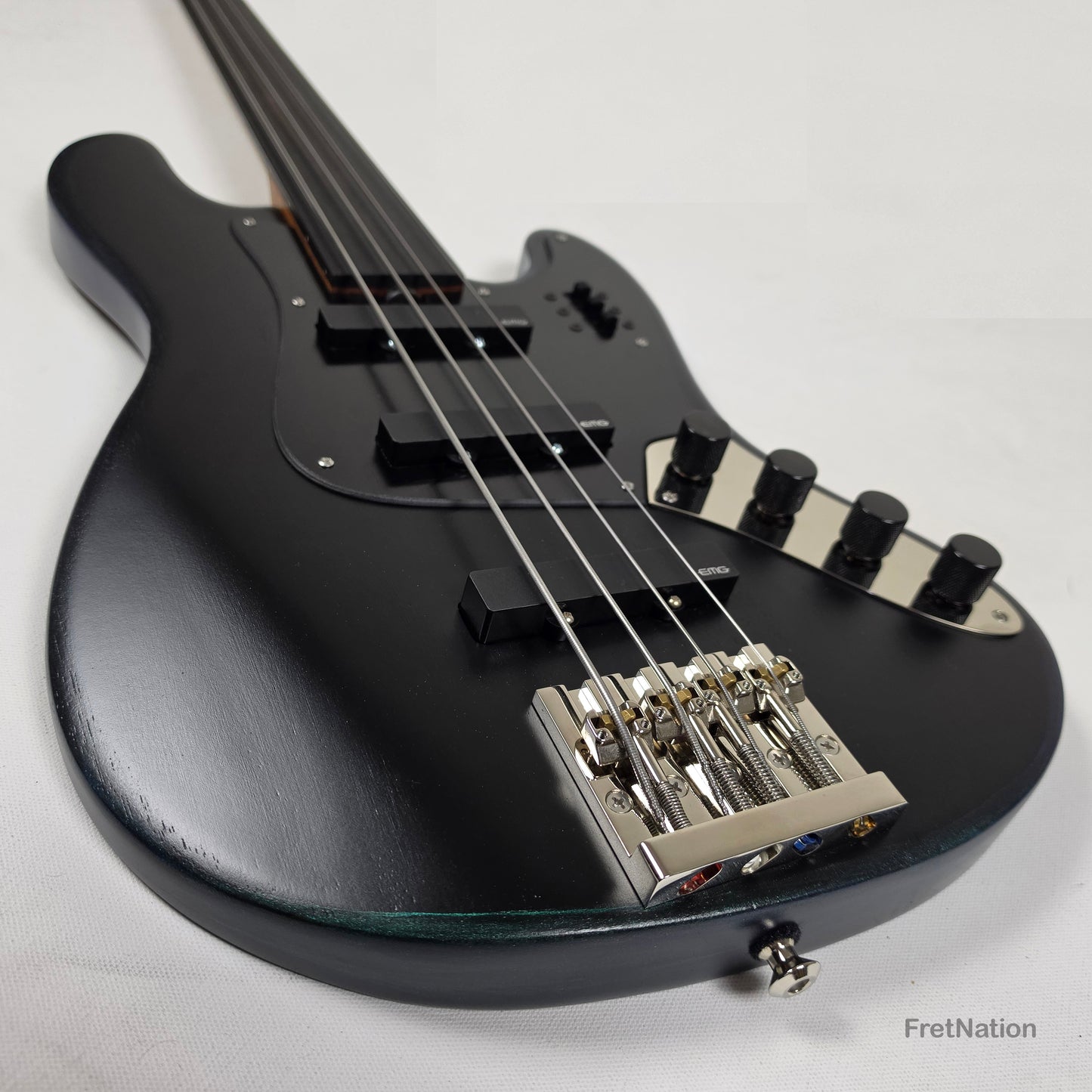 McGrath Guitars McGrath J-Style Thunderhorse IV 4-String Fretless Bass EMG - Orbital Ink 8.54lbs