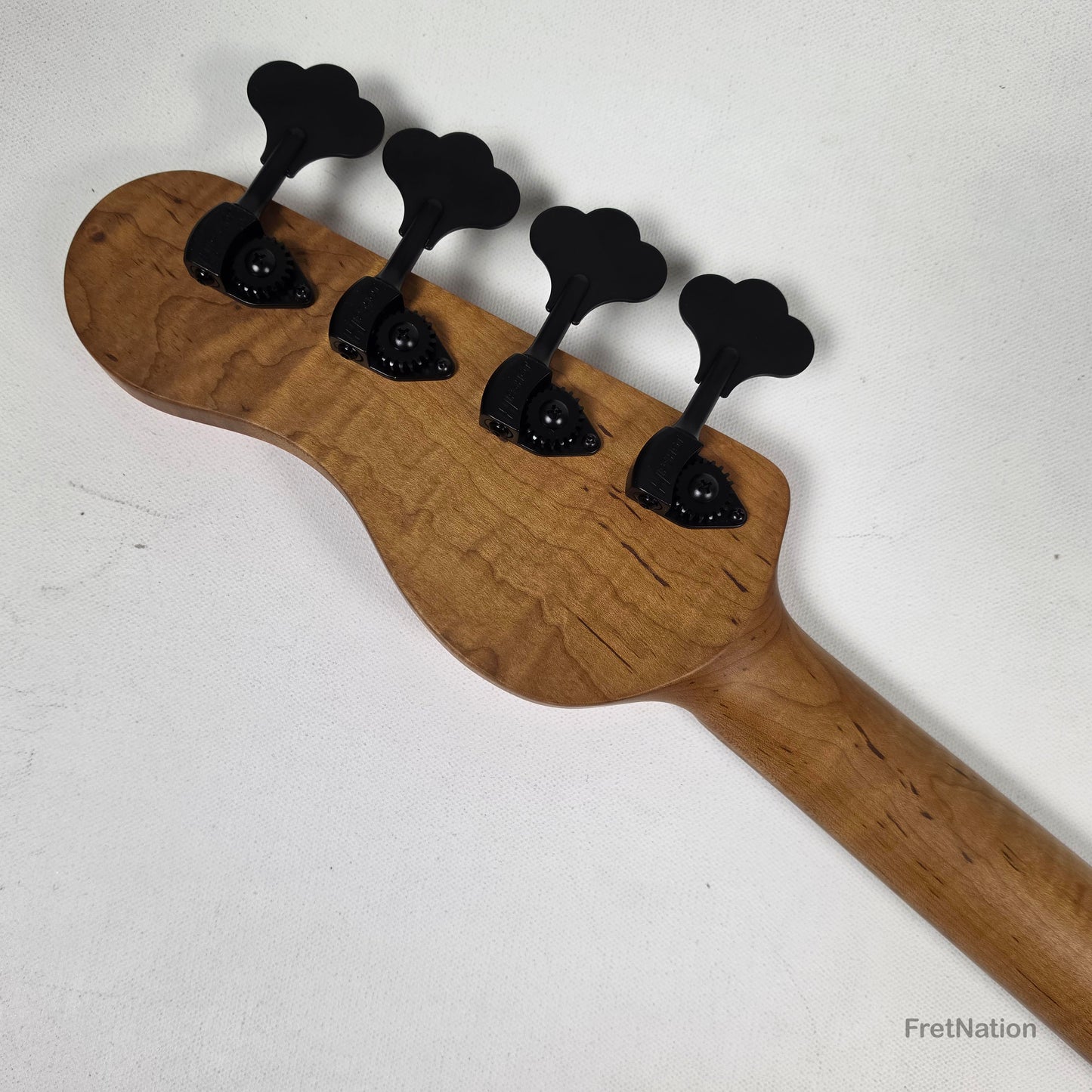 McGrath J-Style Thunderhorse IV 4-String Bass Dimarzio Relentless 12-Way Tilt - Peach 8.86lbs