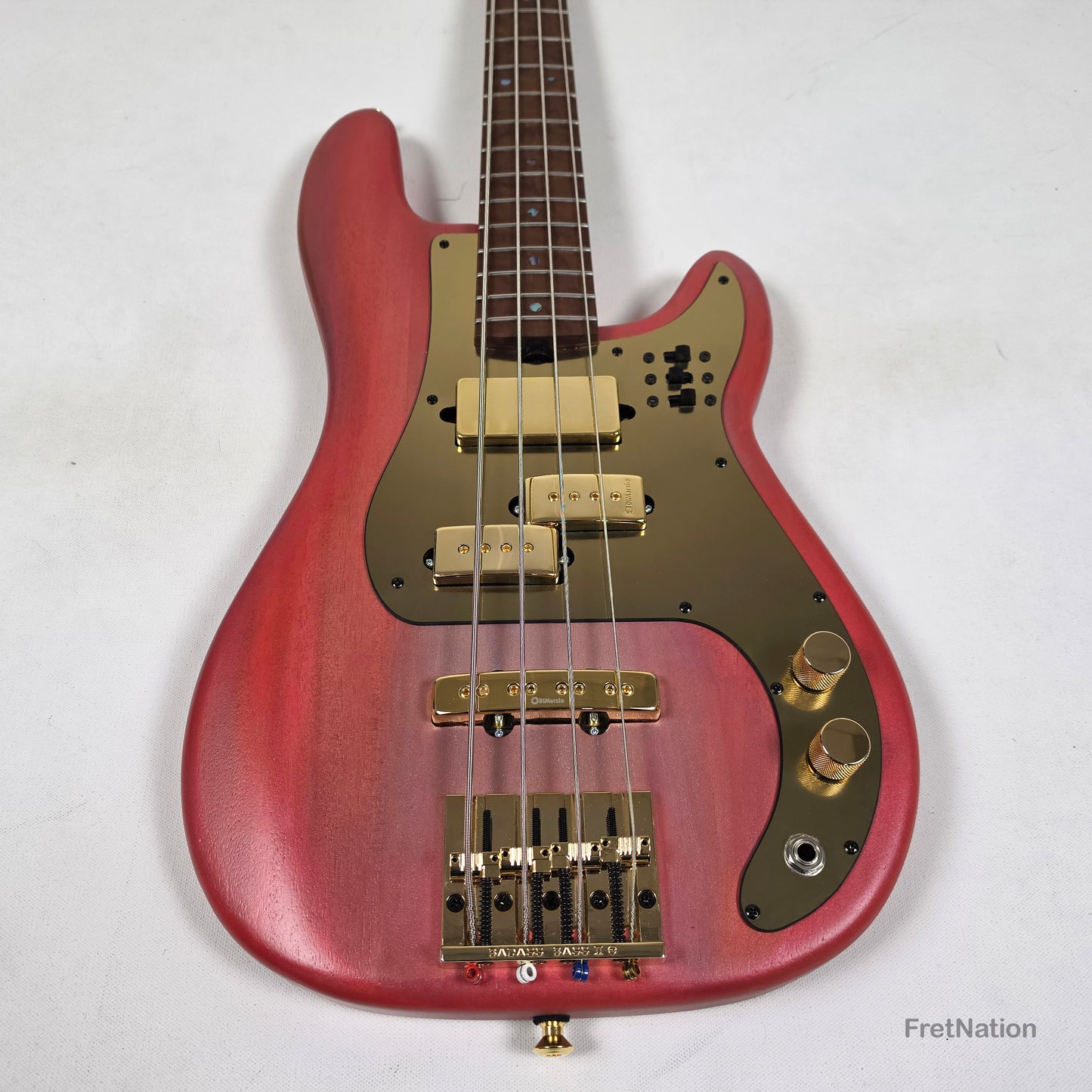 McGrath Guitars McGrath Thunderhorse IV 4-String Bass DiMarzio Relentless - Gold Dusk 8.66lbs