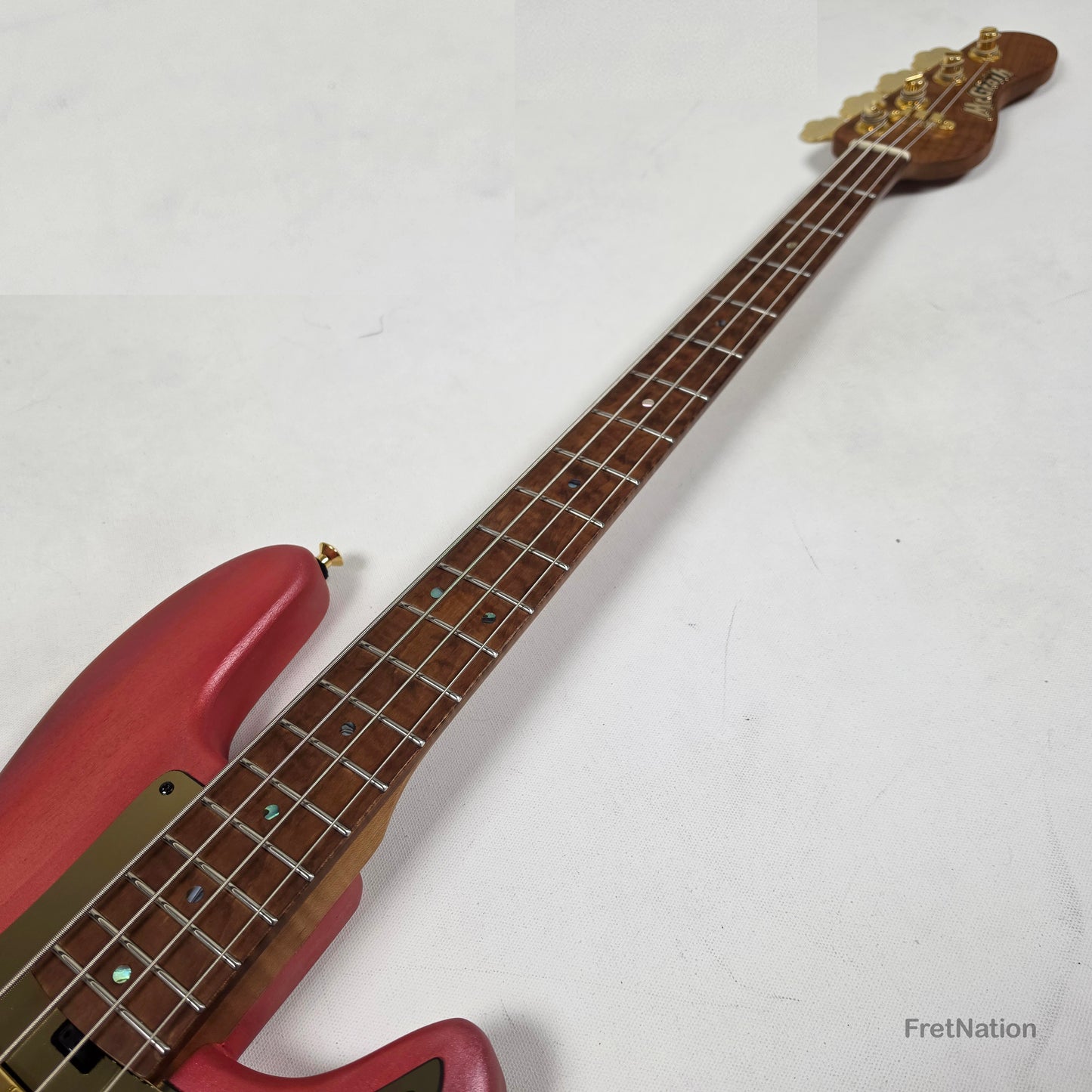 McGrath Guitars McGrath Thunderhorse IV 4-String Bass DiMarzio Relentless - Gold Dusk 8.66lbs
