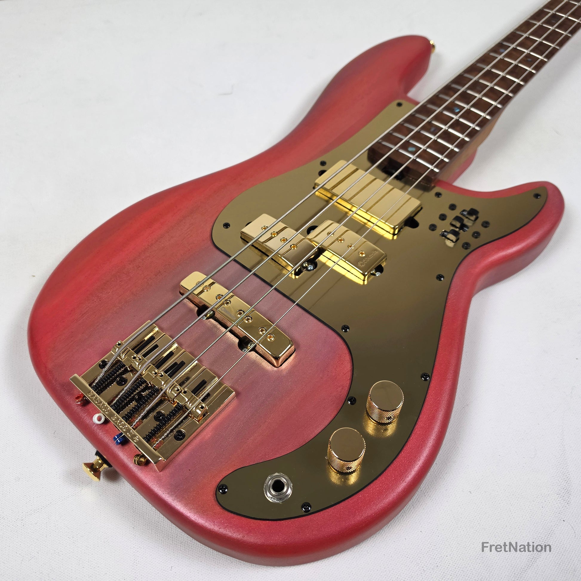 McGrath Guitars McGrath Thunderhorse IV 4-String Bass DiMarzio Relentless - Gold Dusk 8.66lbs