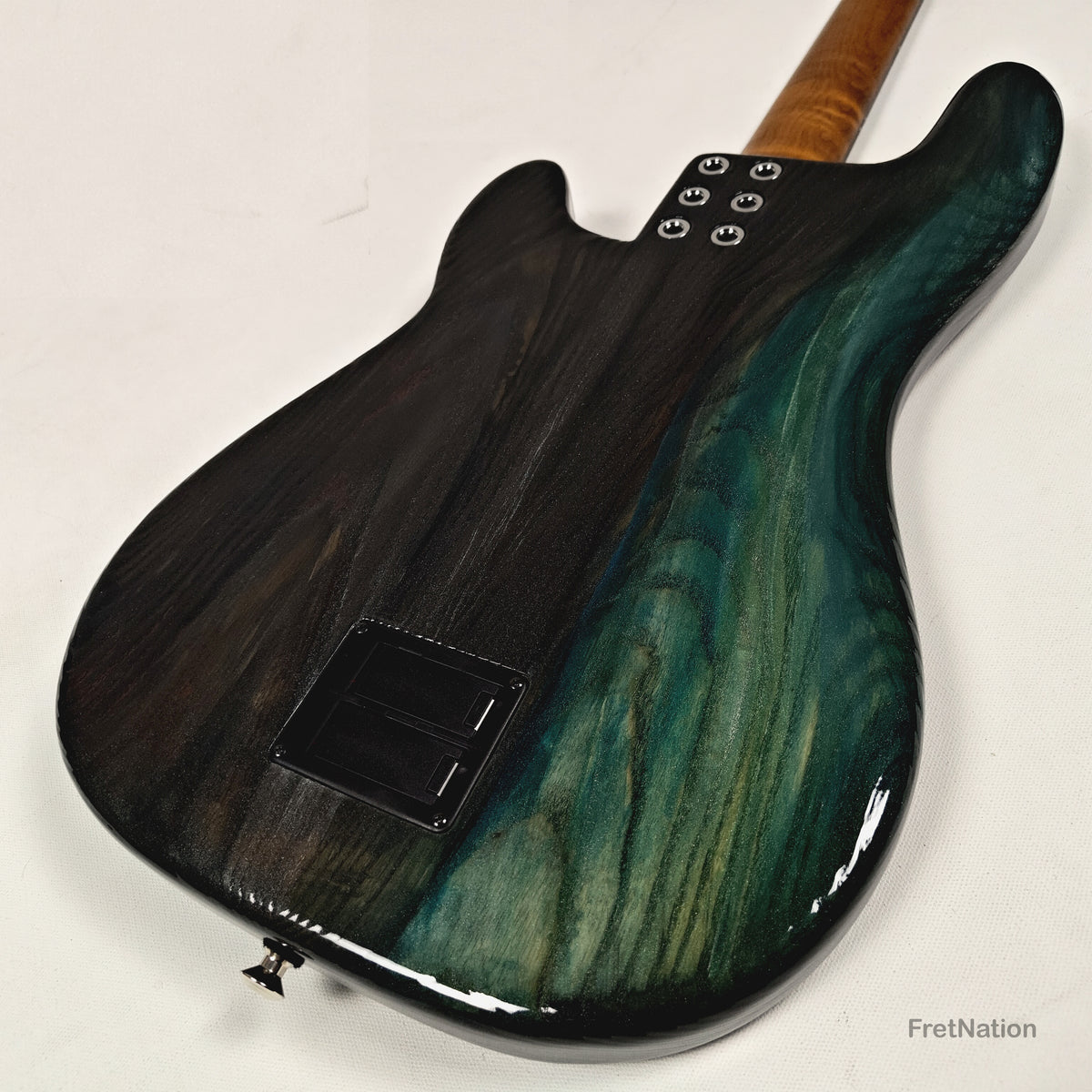McGrath Thunderhorse IV 4-String Bass Nordstrand 12-Way - Black Sands Gloss 9.70lbs