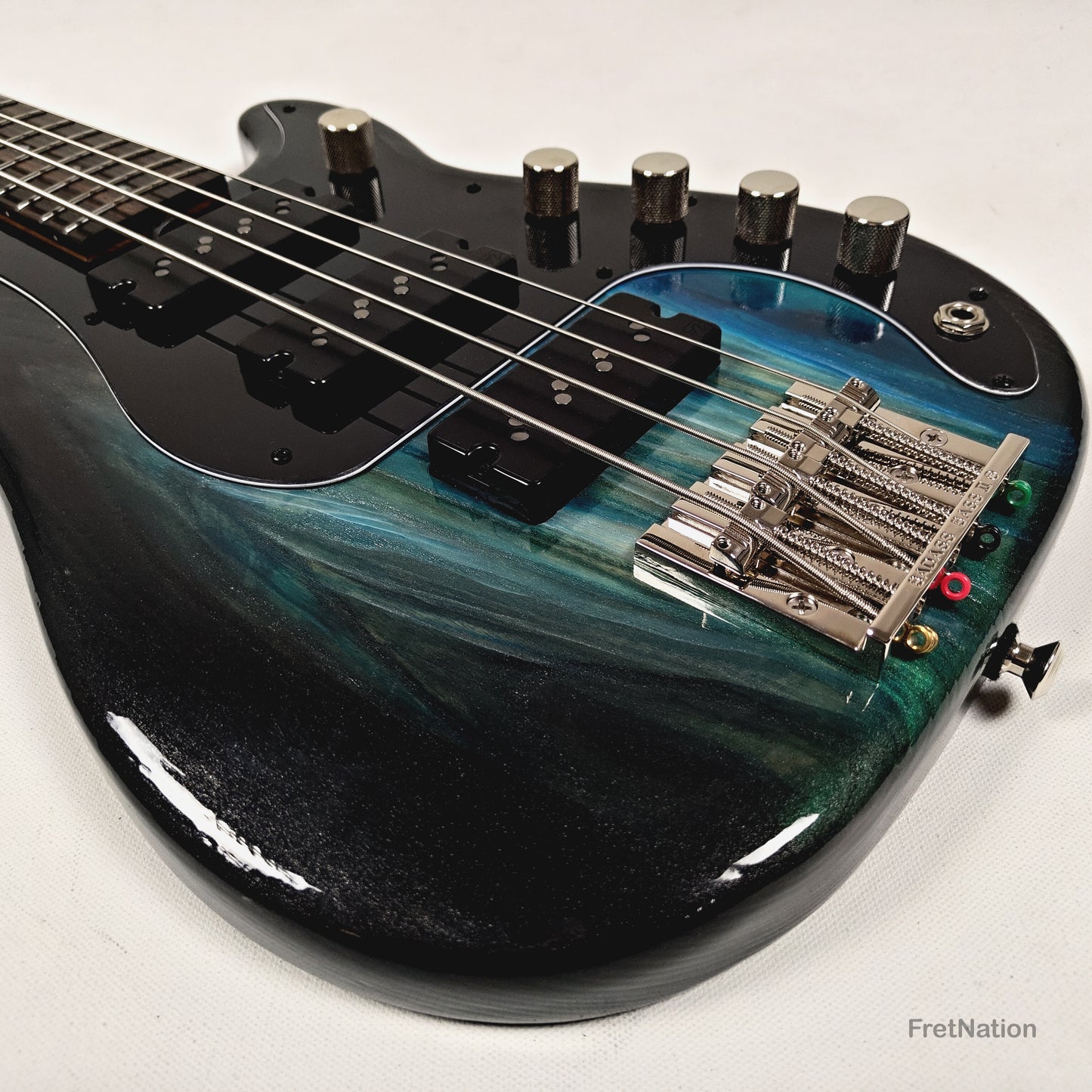 McGrath Thunderhorse IV 4-String Bass Nordstrand 12-Way - Black Sands Gloss 9.70lbs