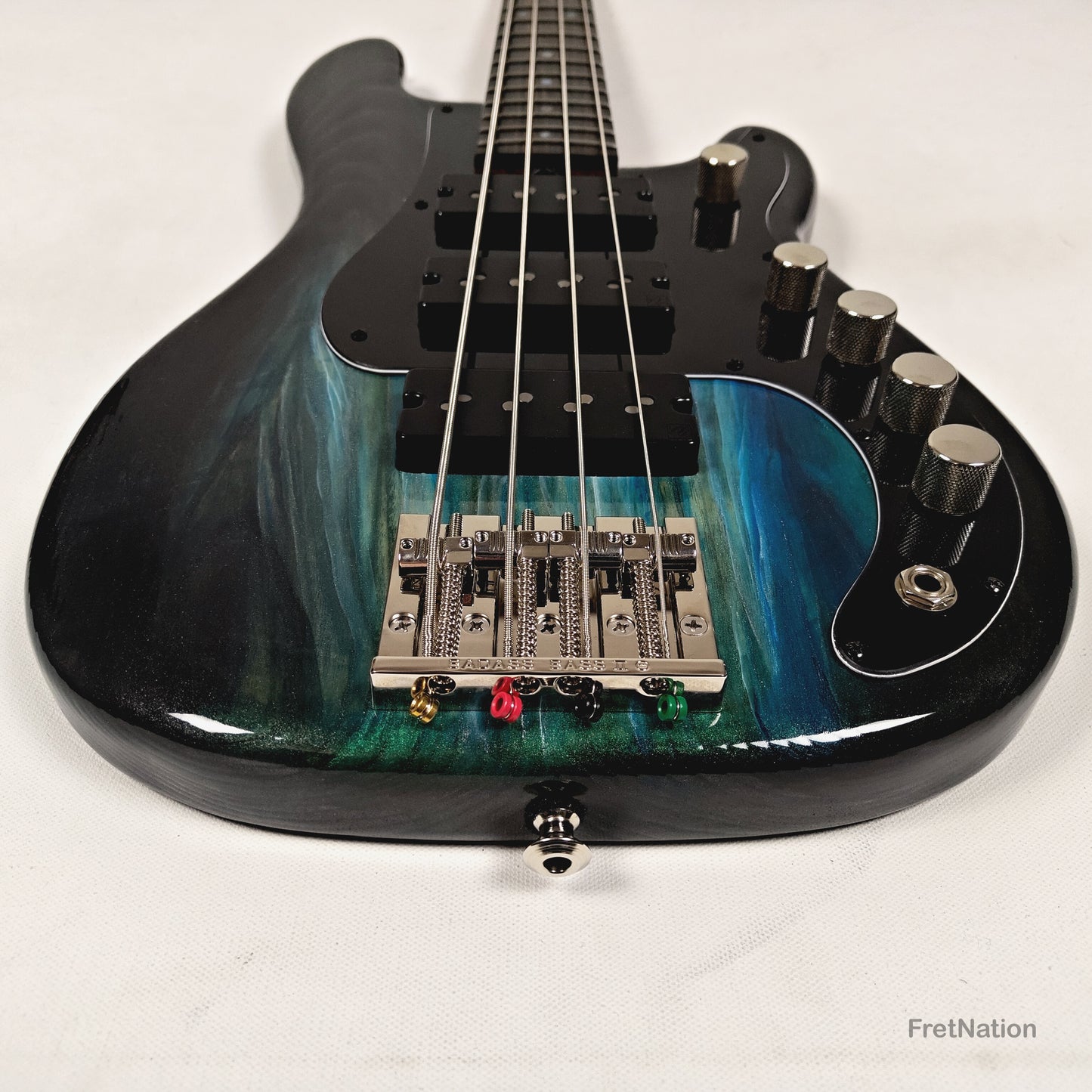 McGrath Thunderhorse IV 4-String Bass Nordstrand 12-Way - Black Sands Gloss 9.70lbs
