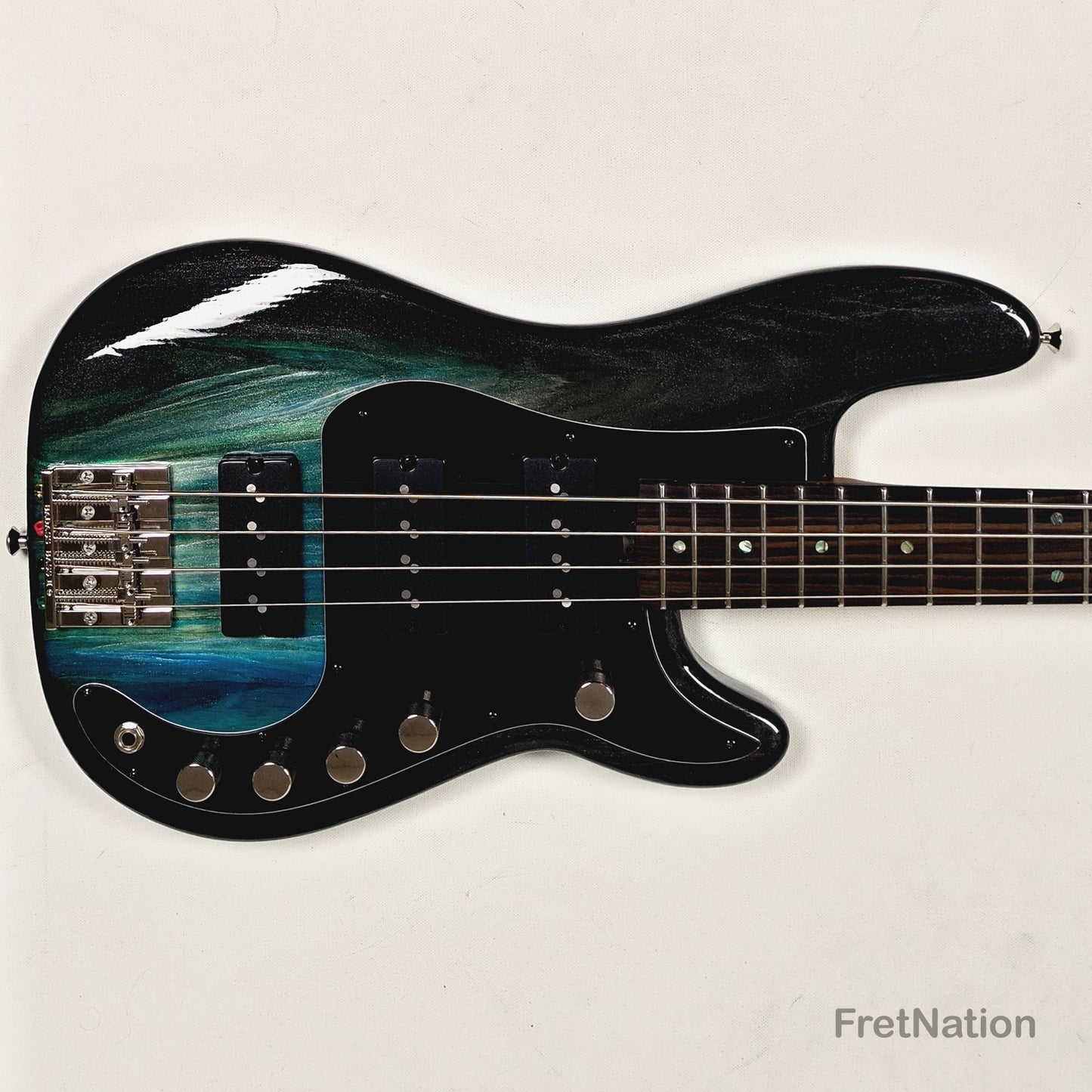 McGrath Thunderhorse IV 4-String Bass Nordstrand 12-Way - Black Sands Gloss 9.70lbs