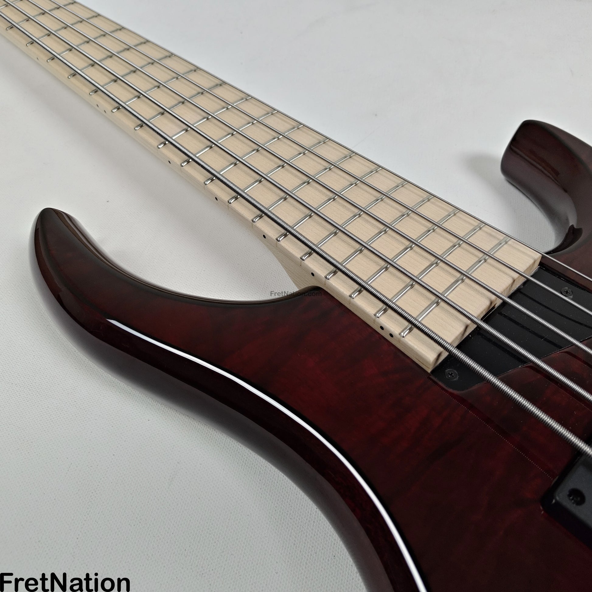 MTD MTD Kingston Z5 5-String Bass Transparent Cherry Gloss - 9.14lbs SN: MTD25060087