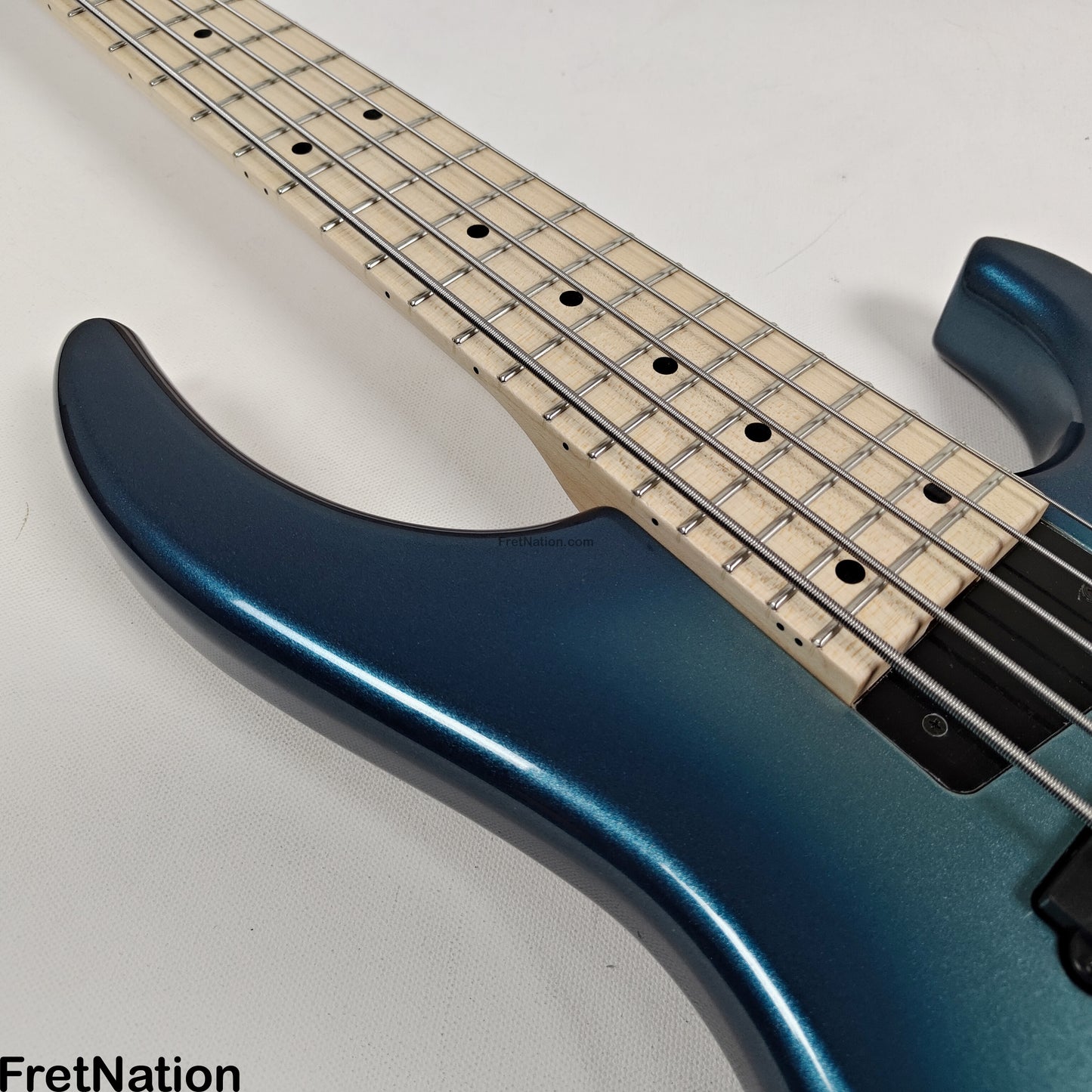 MTD MTD Kingston LK5 V2 Lynn Keller Artist Edition 32" Scale Bass Skyburst - 7.56lbs SN: MTD25020129