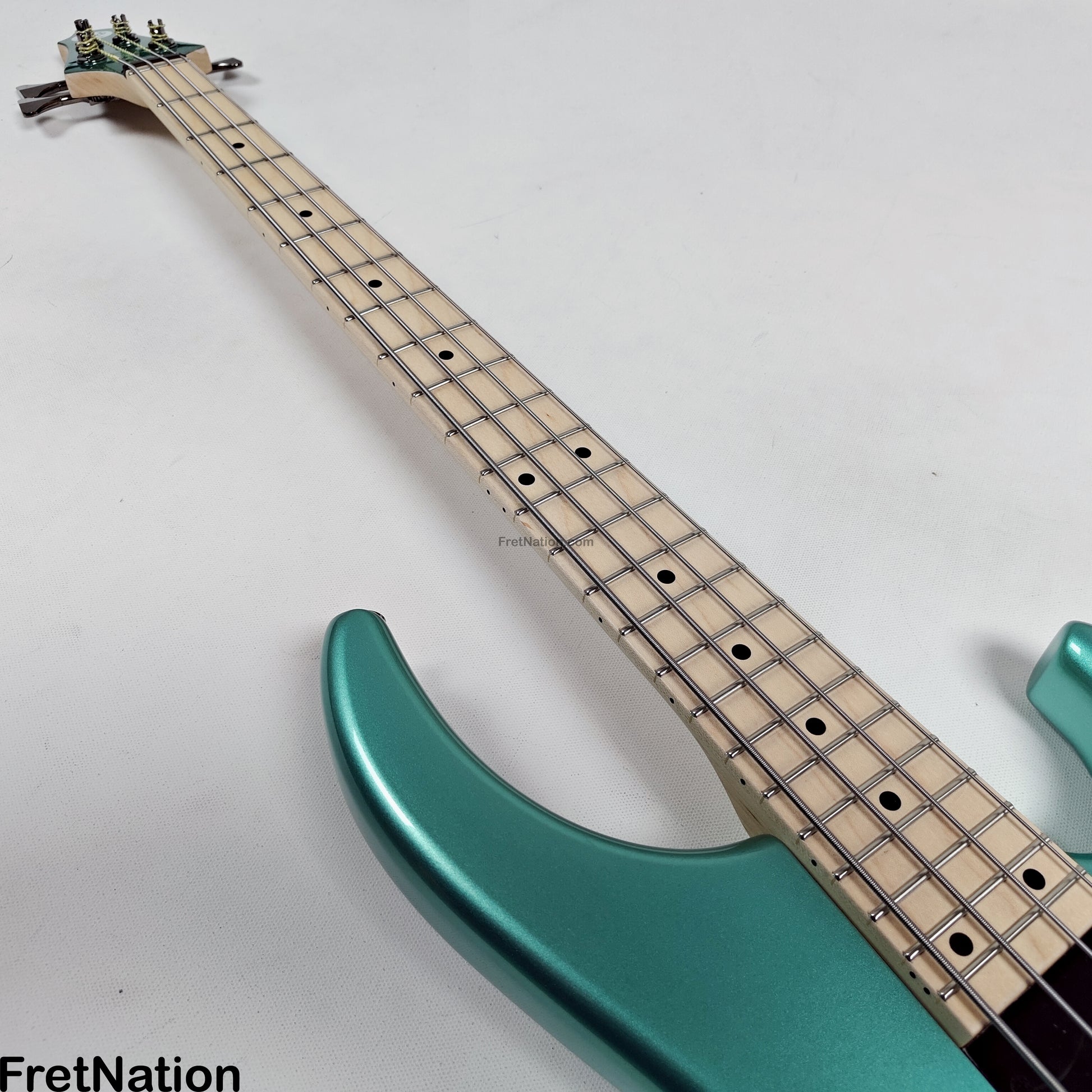 MTD MTD Kingston LK4 V2 Lynn Keller Artist Edition 32" Scale Bass Mystic Seafoam - 7.32lbs SN: MTD24070216