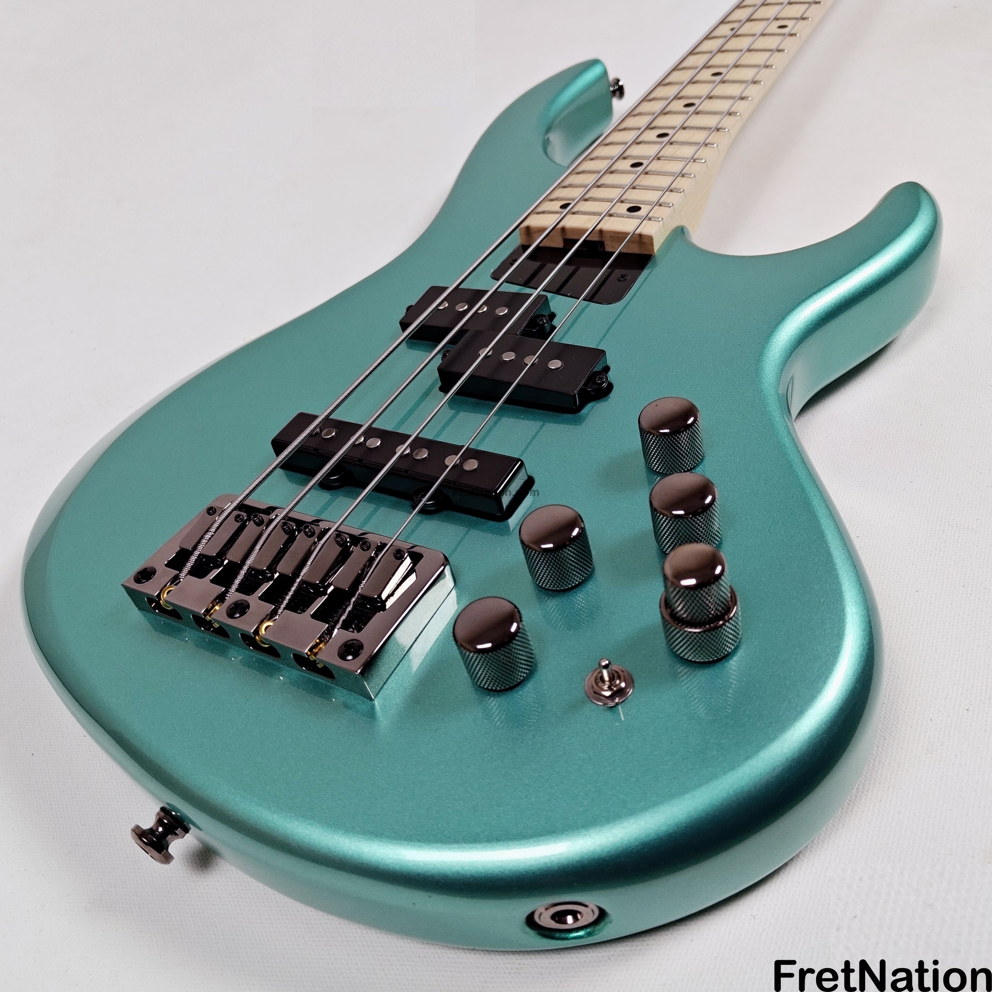 MTD MTD Kingston LK4 V2 Lynn Keller Artist Edition 32" Scale Bass Mystic Seafoam - 7.32lbs SN: MTD24070216