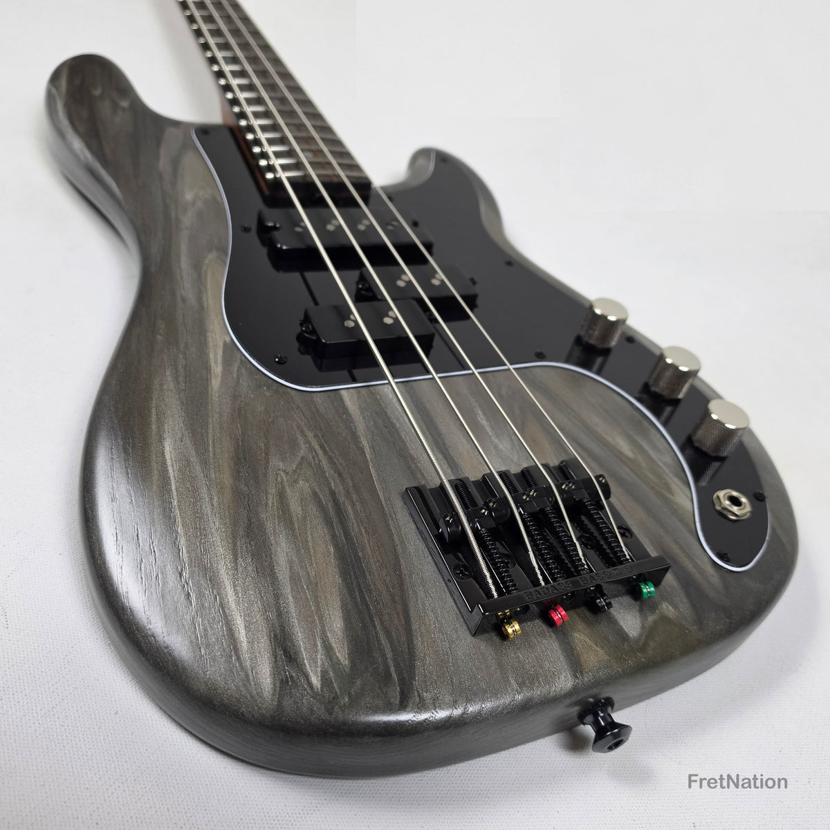 McGrath Thumper Short Scale 4-String Bass Nordstrand Passive - Damascus 8.96lbs