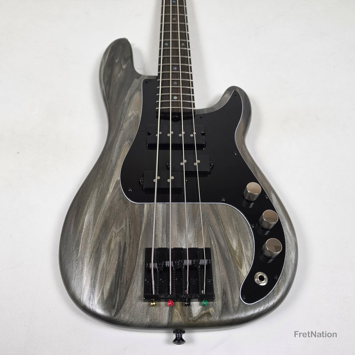 McGrath Thumper Short Scale 4-String Bass Nordstrand Passive - Damascus 8.96lbs