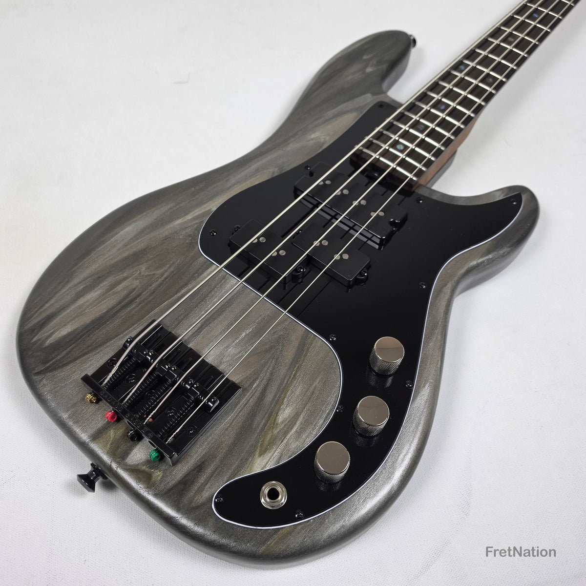 McGrath Thumper Short Scale 4-String Bass Nordstrand Passive - Damascus 8.96lbs