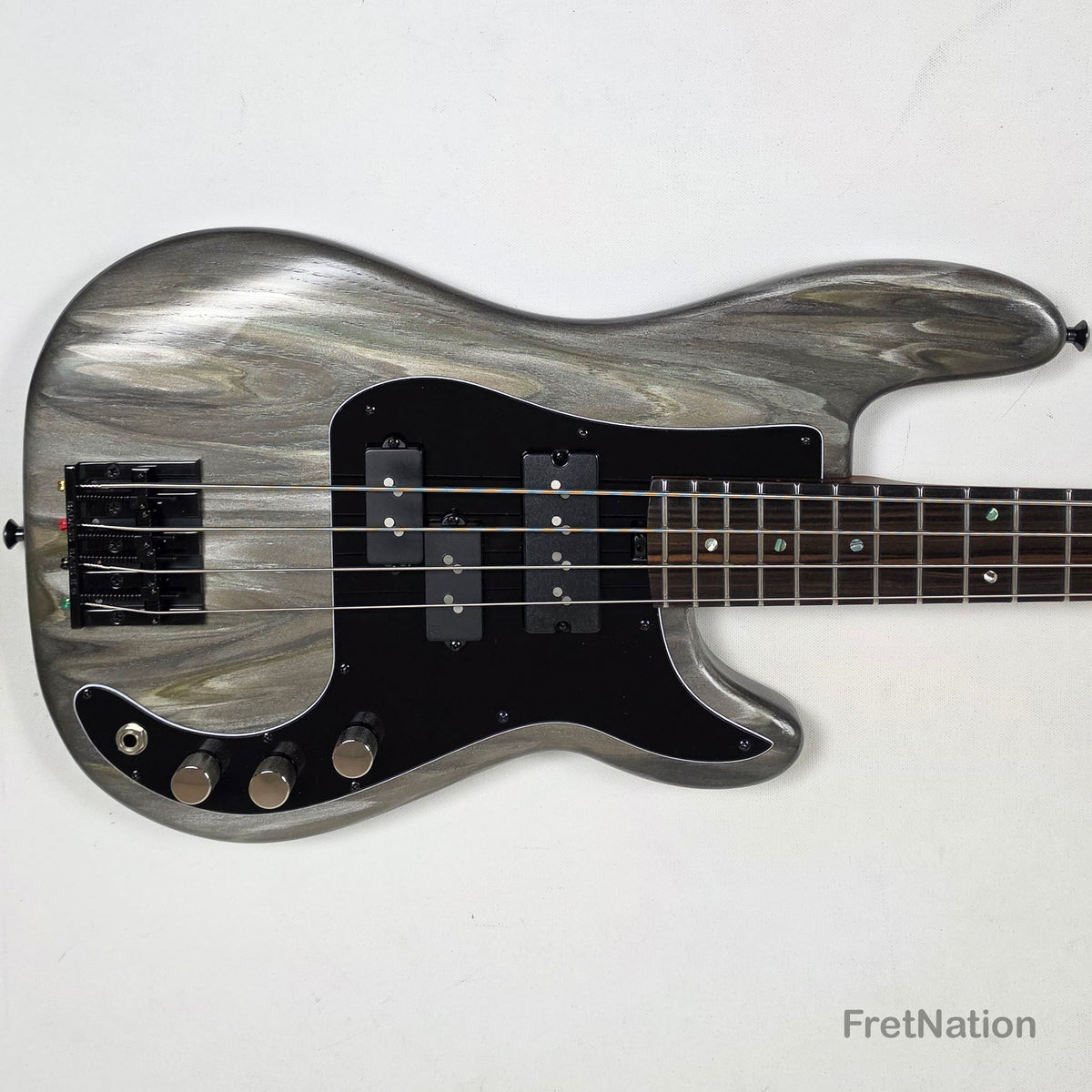 McGrath Thumper Short Scale 4-String Bass Nordstrand Passive - Damascus 8.96lbs