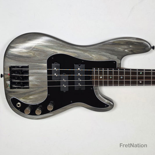McGrath Thumper Short Scale 4-String Bass Nordstrand Passive - Damascus 8.96lbs