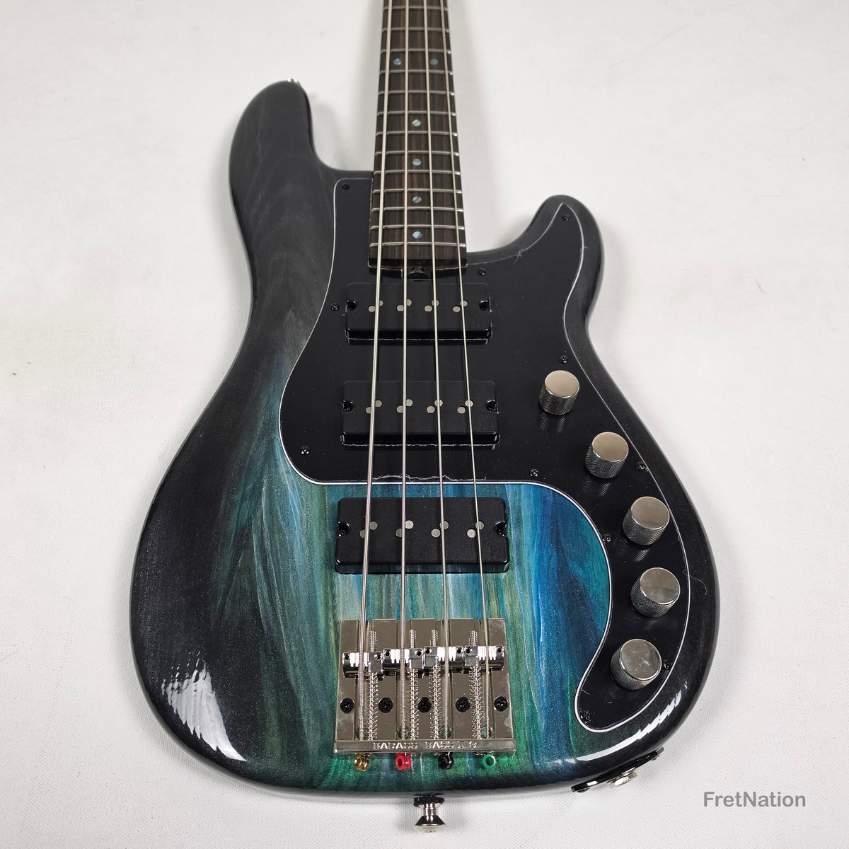 McGrath Thunderhorse IV 4-String Bass Nordstrand 12-Way - Black Sands Gloss 9.70lbs