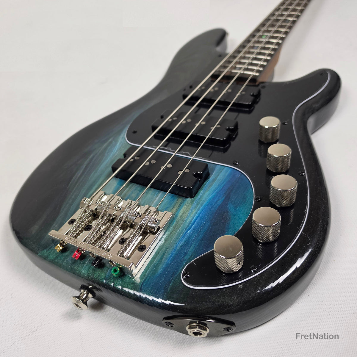 McGrath Thunderhorse IV 4-String Bass Nordstrand 12-Way - Black Sands Gloss 9.70lbs