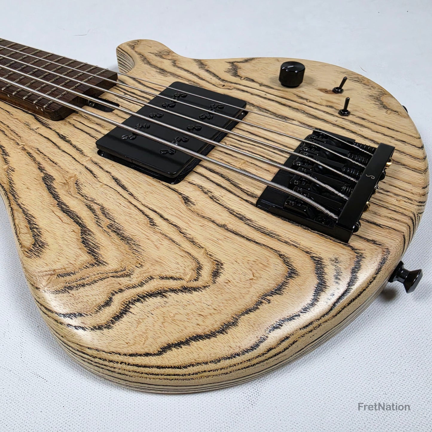 Curtinsmith Southland 5-String Bass 31" Scale - 7.42lbs Pre-Owned