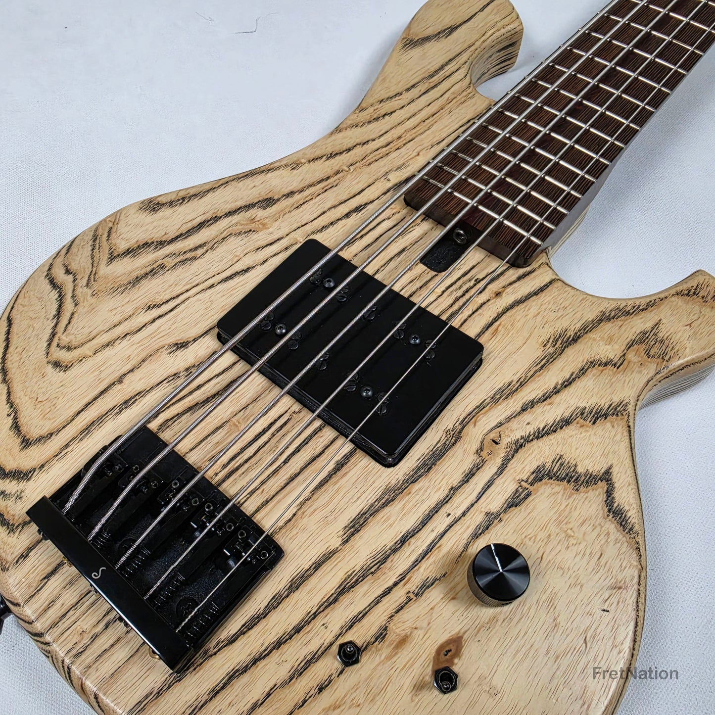 Curtinsmith Southland 5-String Bass 31" Scale - 7.42lbs Pre-Owned