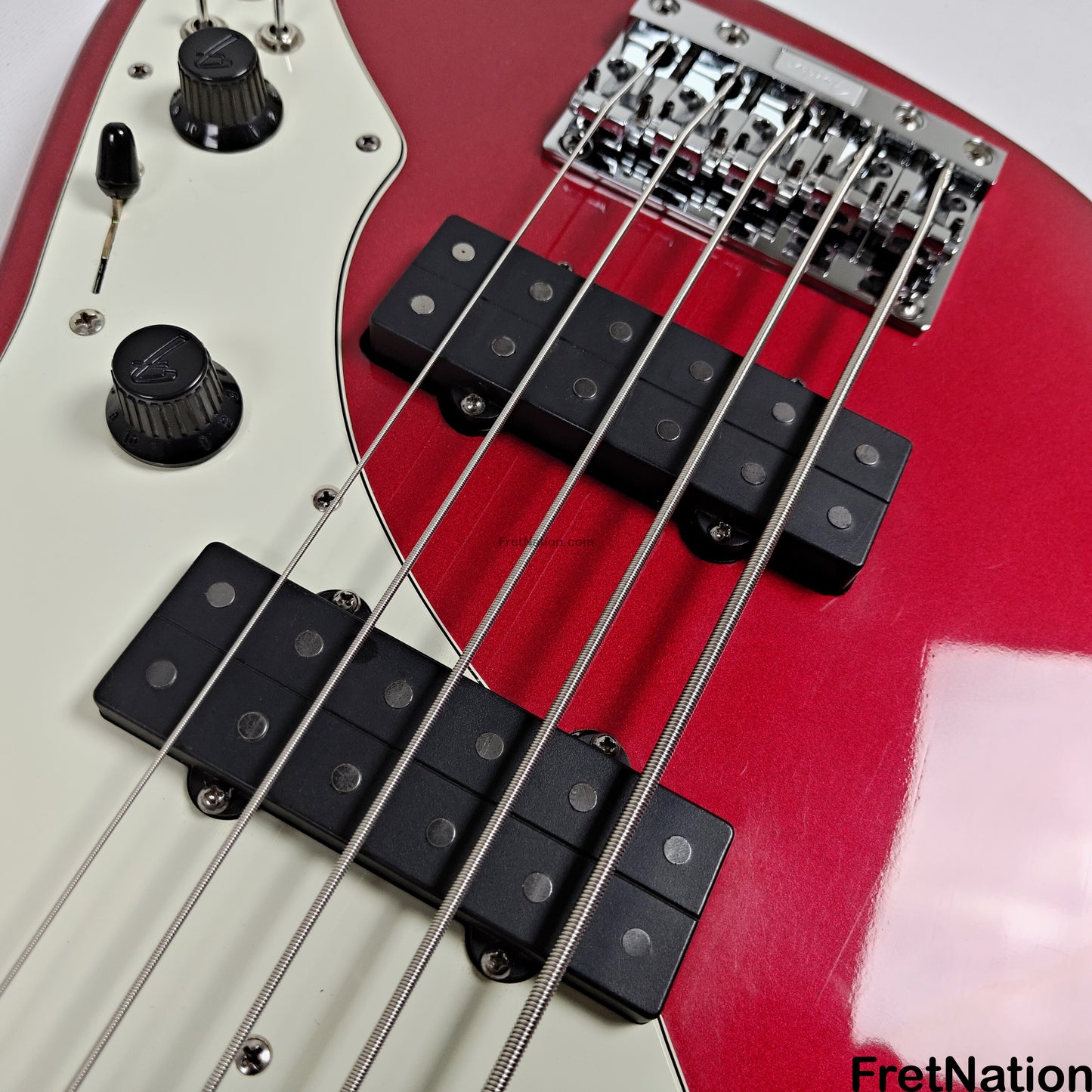 Fret Nation Fender Roscoe Beck Signature 5-String Bass V 1998 Candy Apple Red 9.86lbs SN7949896 - Pre-Owned
