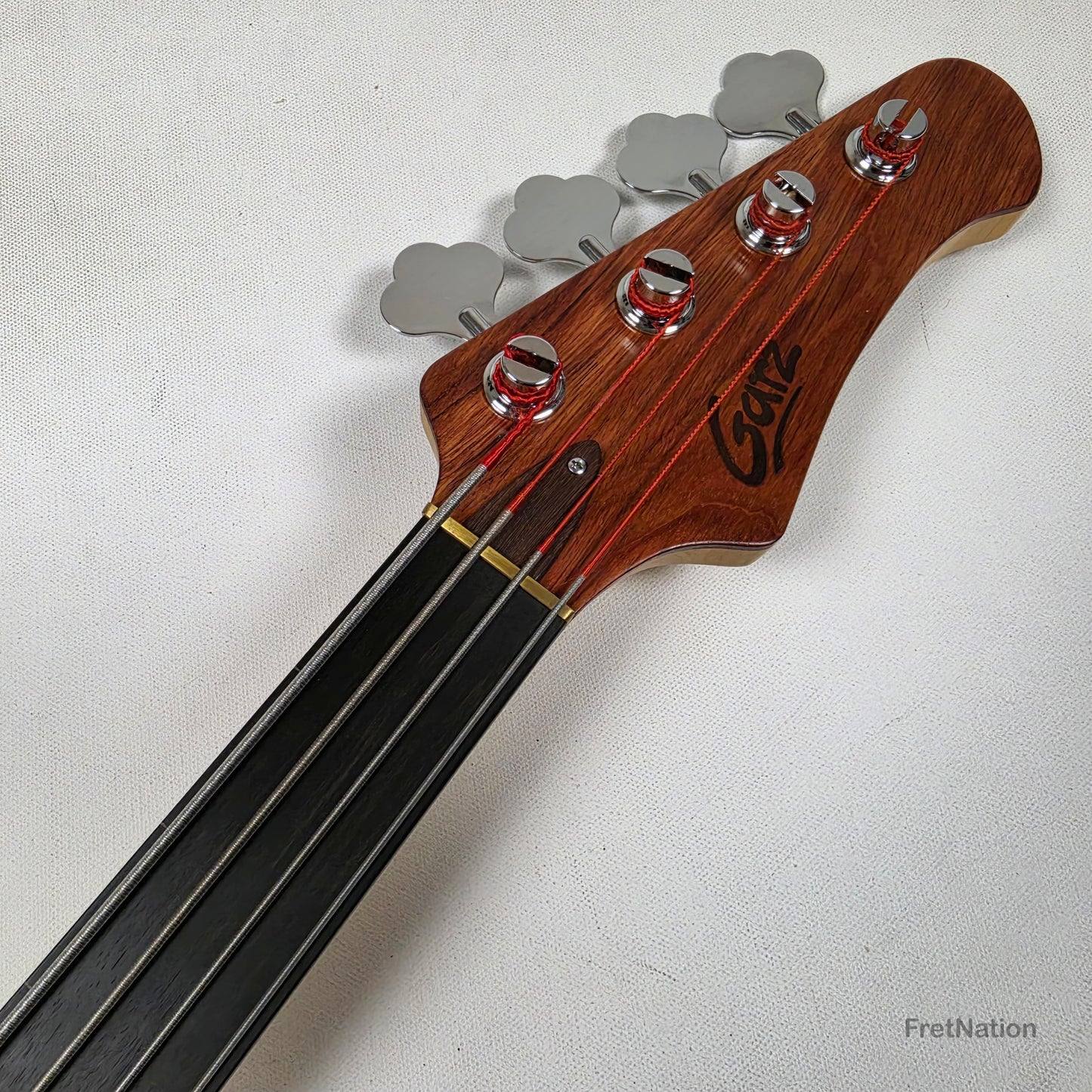 Garz Guitars Kungha 4 Fretless 4-String Bass - 10.62lbs Pre-Owned