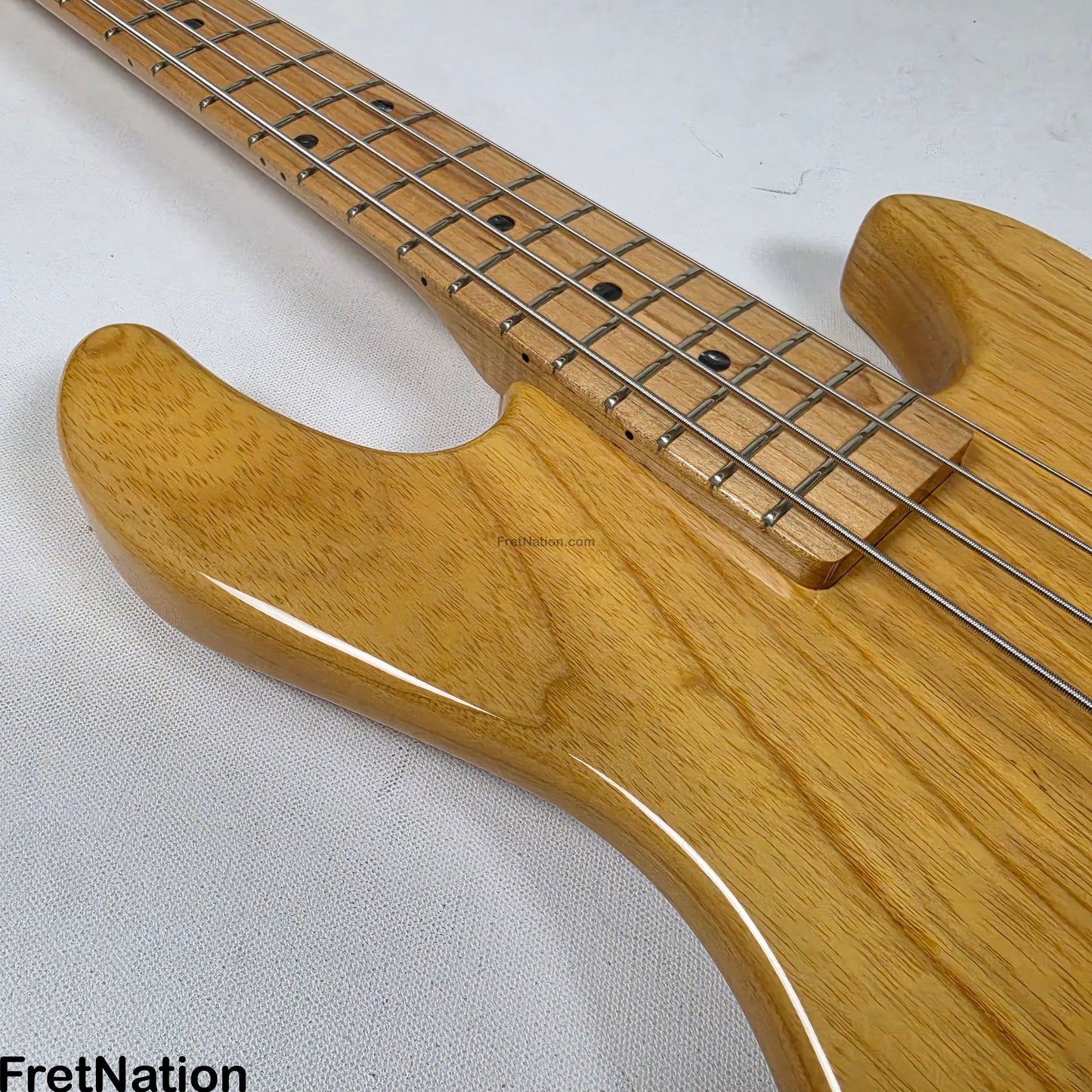 Fret Nation G&L CLF L-1000 4-String Bass Natural 8.54lbs CLF1805176 - Pre-Owned