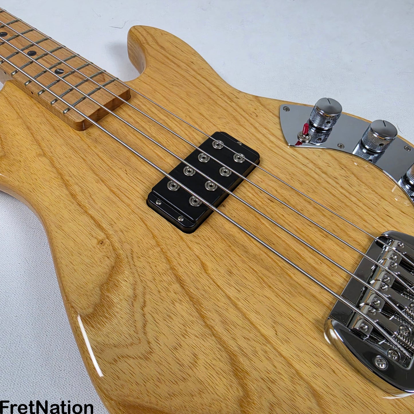Fret Nation G&L CLF L-1000 4-String Bass Natural 8.54lbs CLF1805176 - Pre-Owned