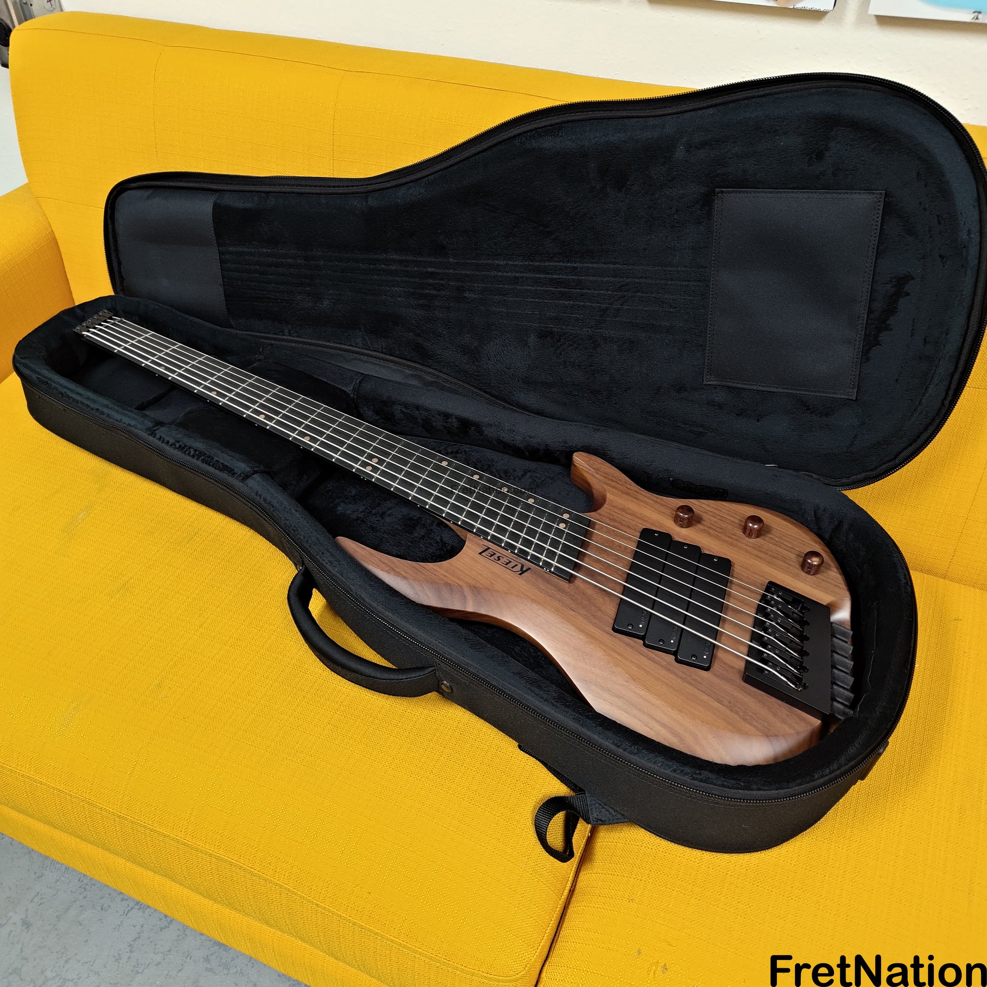 Fret Nation Kiesel O2BM6 6-String Headless Multi-Scale Bass Walnut 9.46lbs #172026 - Pre-Owned