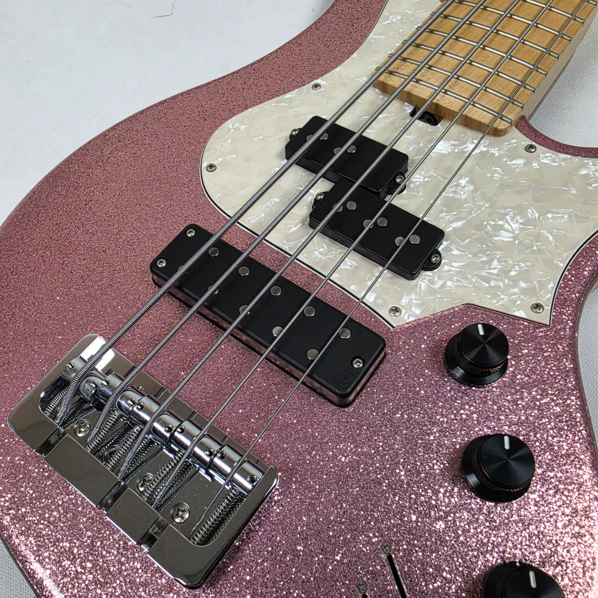 L.E.H. DeepCut 24-Fret 5-String Bass - Super Sparkle Pink 9.26lbs Pre-Owned