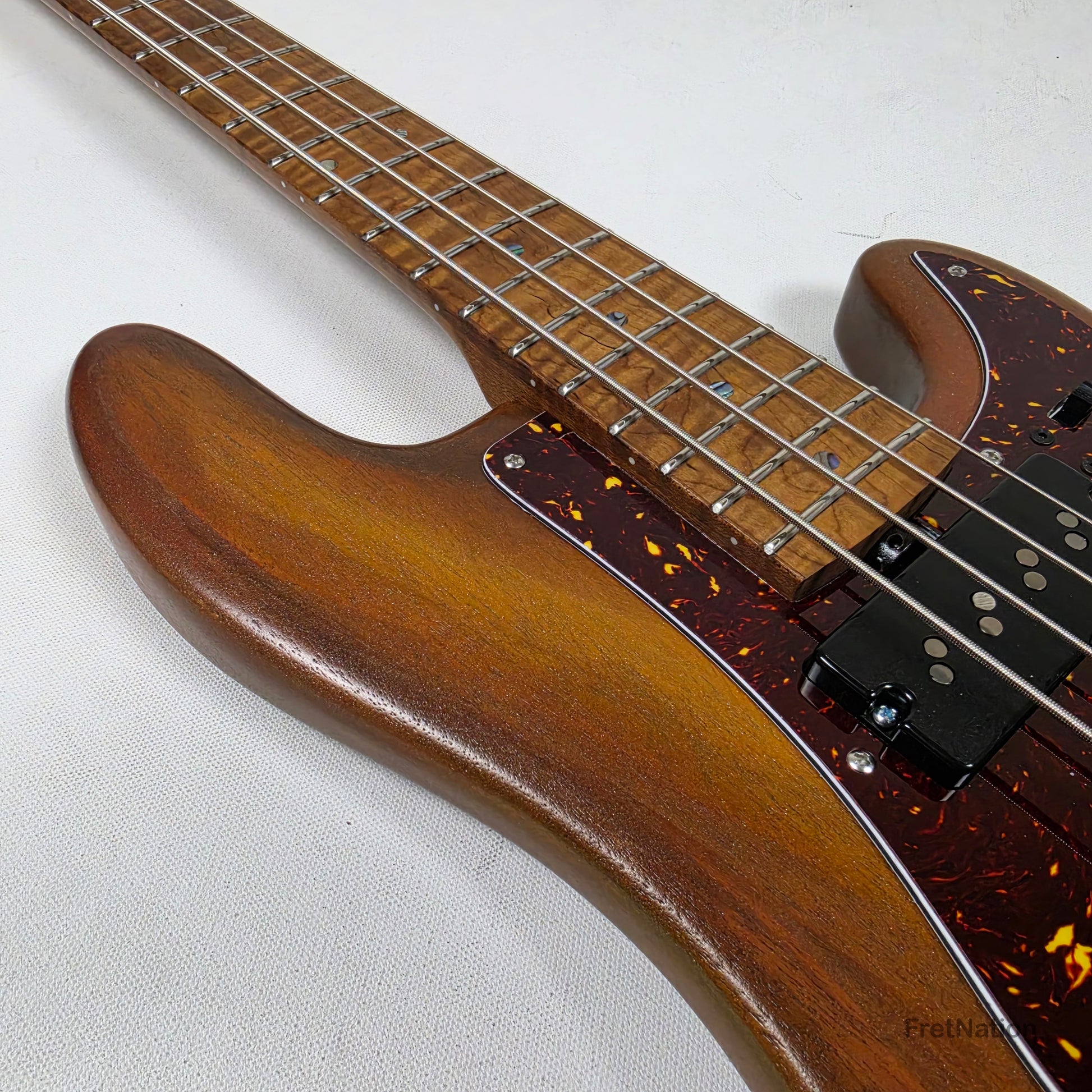Fret Nation McGrath Thunderhorse IV 4-String Bass Nordstrand Big Splits - Whiskey 7.94lbs - Pre-Owned