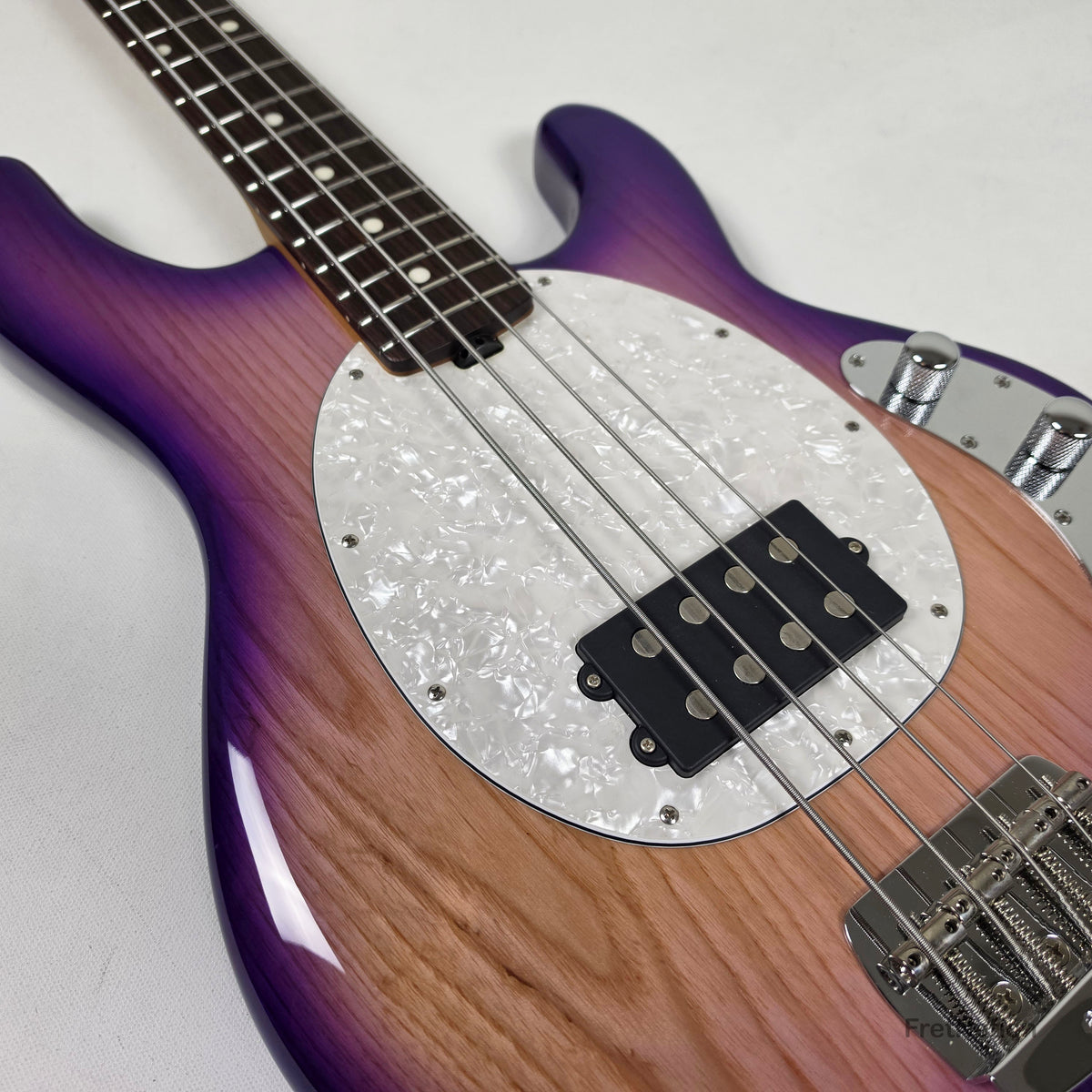 Music Man Ernie Ball Music Man StingRay Special 4-String Bass Purple Sunset SR4H 8.14lbs K04199 - Pre-Owned