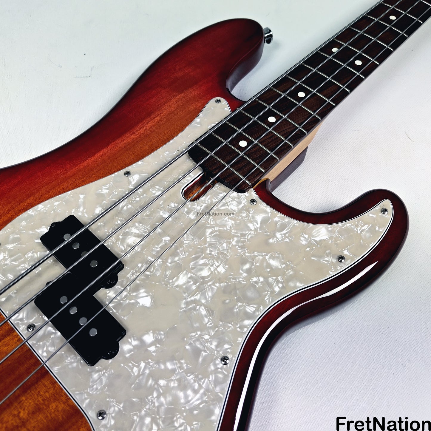 Fret Nation Nordy vP4 4-String Cherry Sunburst Bass Nordstrand NPV4 8.98lbs - Pre-Owned