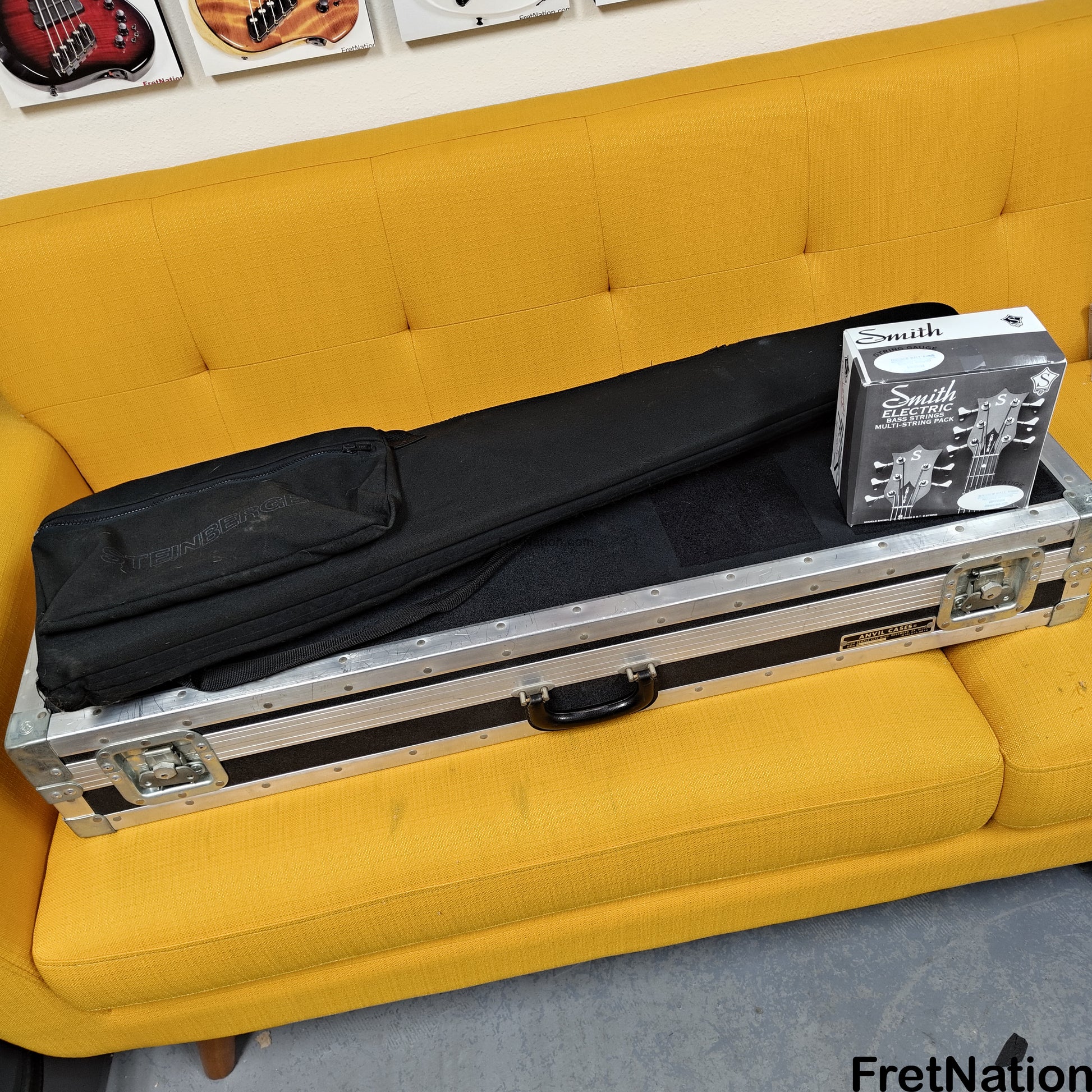 Fret Nation Steinberger XL-2 White Headless 1985 4-String Bass - 8.72lbs #3554 Pre-Owned