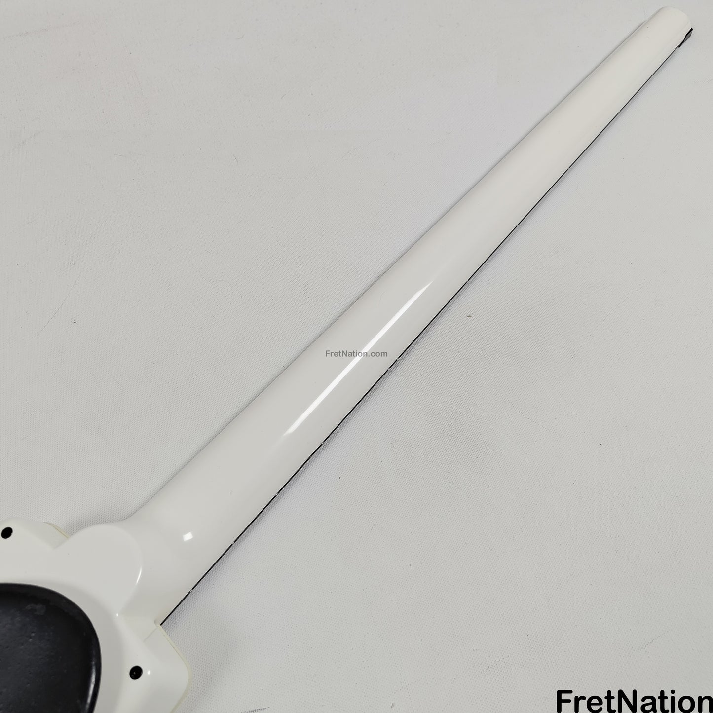 Fret Nation Steinberger XL-2 White Headless 1985 4-String Bass - 8.72lbs #3554 Pre-Owned