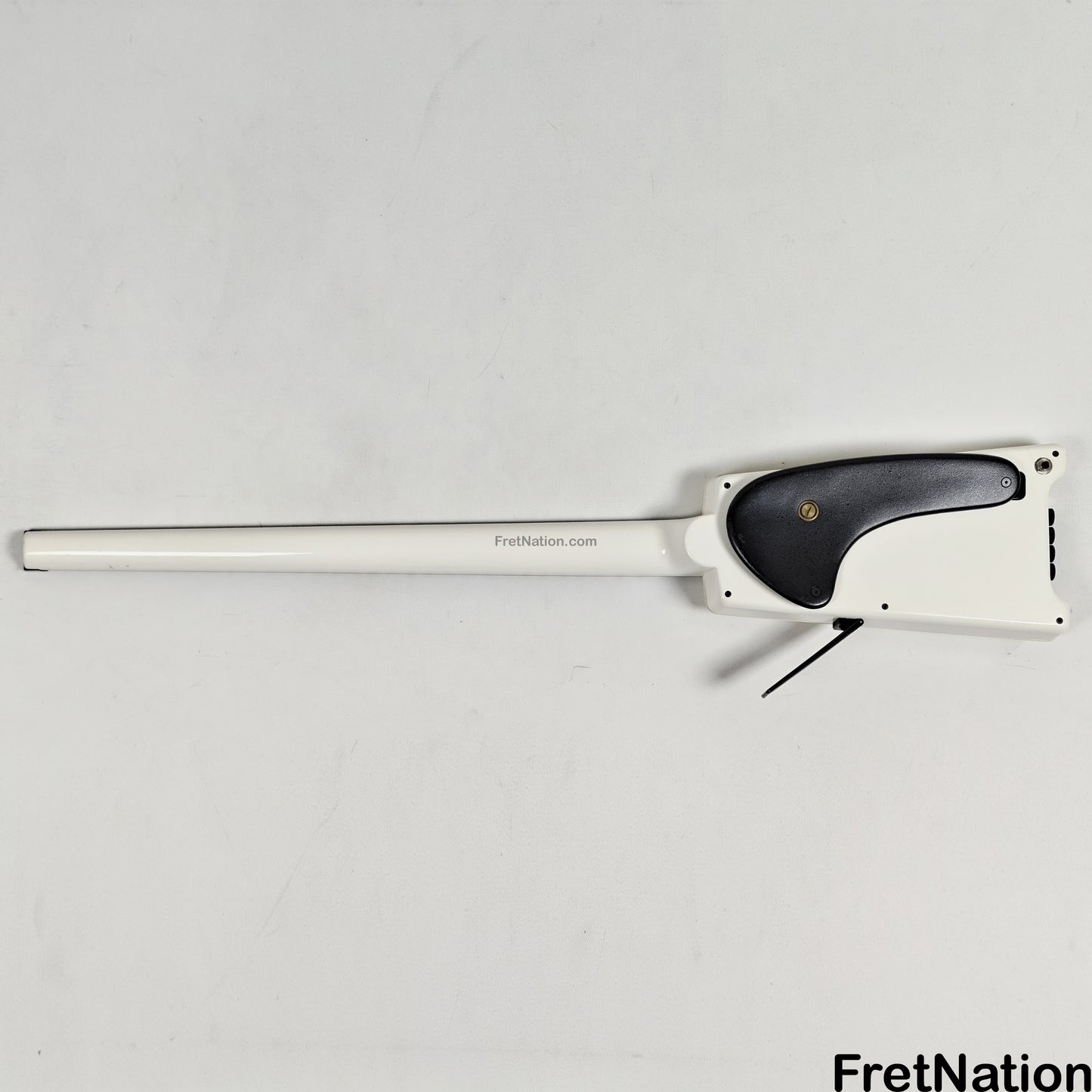 Fret Nation Steinberger XL-2 White Headless 1985 4-String Bass - 8.72lbs #3554 Pre-Owned