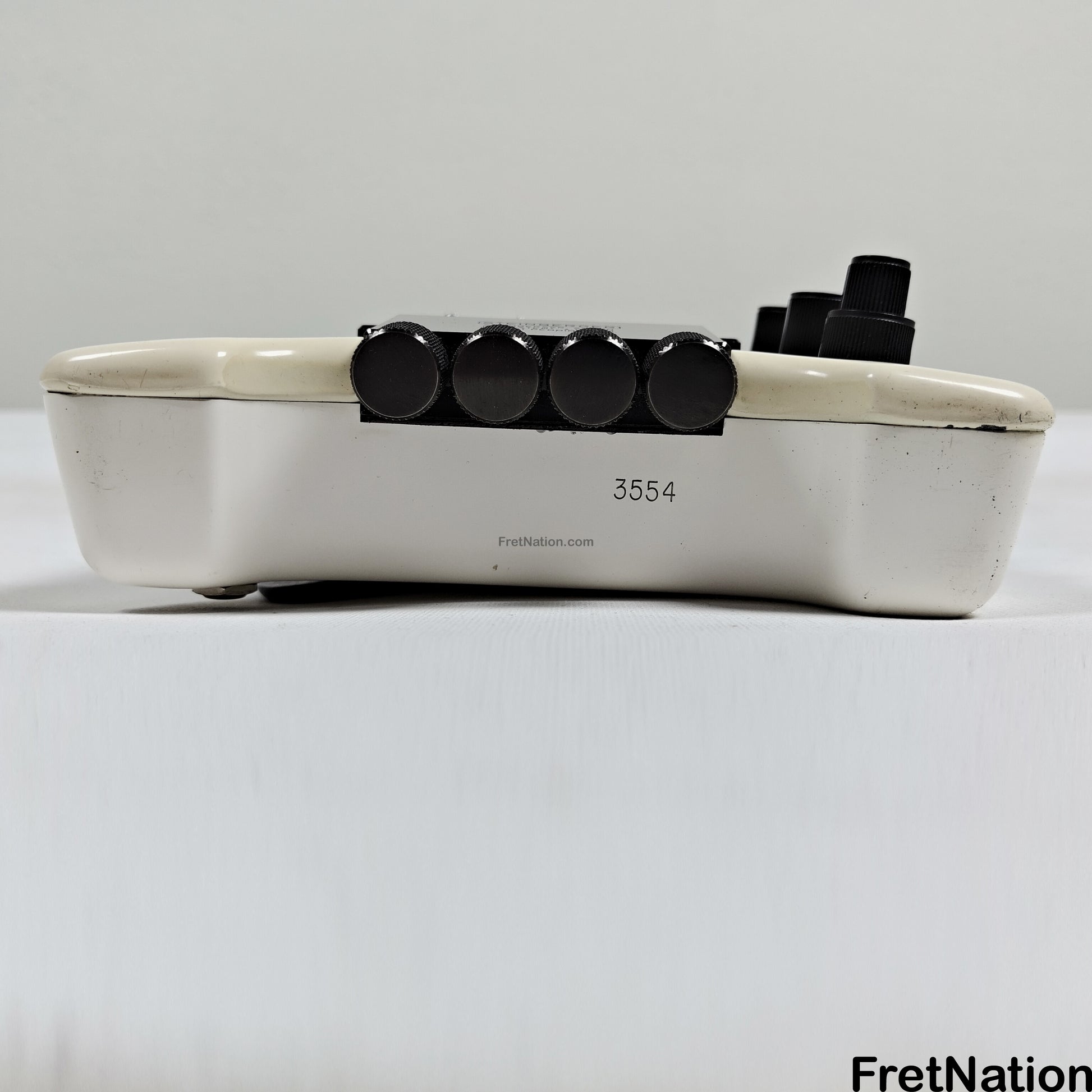 Fret Nation Steinberger XL-2 White Headless 1985 4-String Bass - 8.72lbs #3554 Pre-Owned