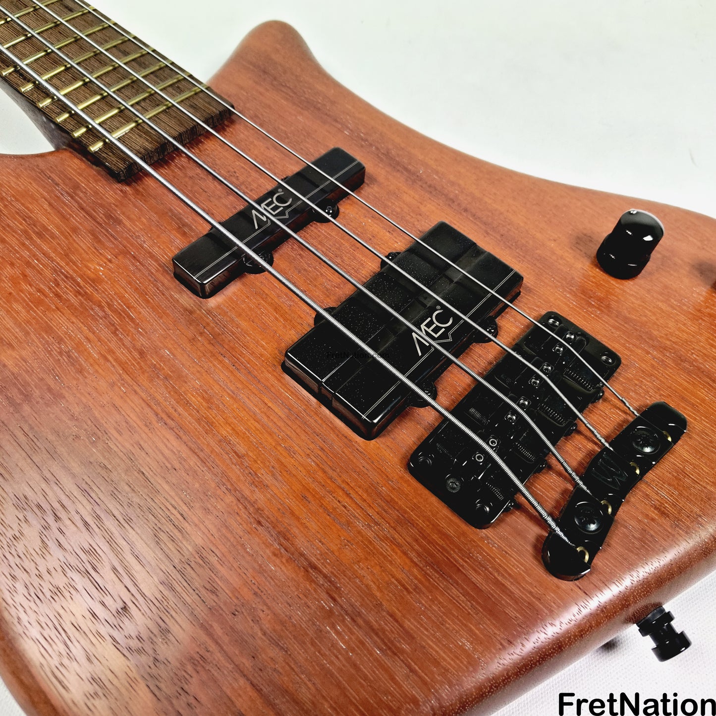 Fret Nation Warwick MasterBuilt Dolphin SN 4-String Special Edition - 9.68lbs J 164007-23 Pre-Owned